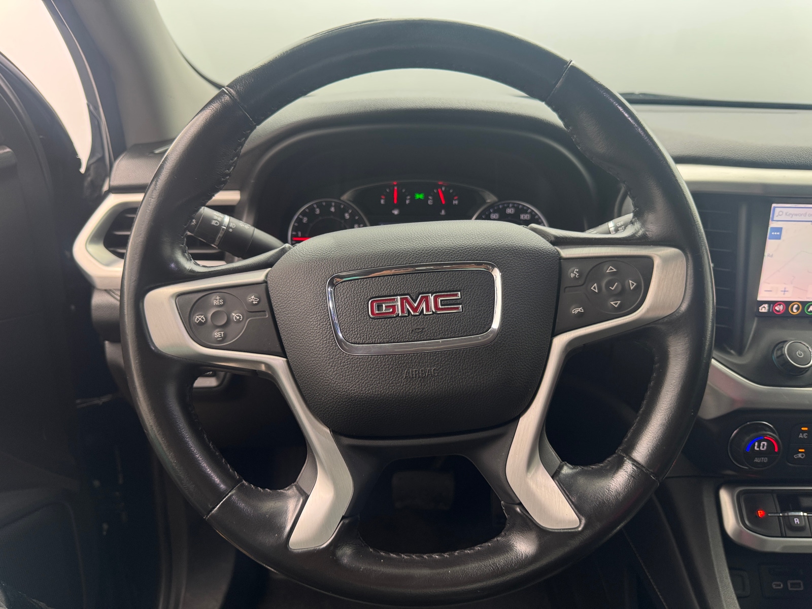 Thumbnail: 2020 GMC Acadia - 4