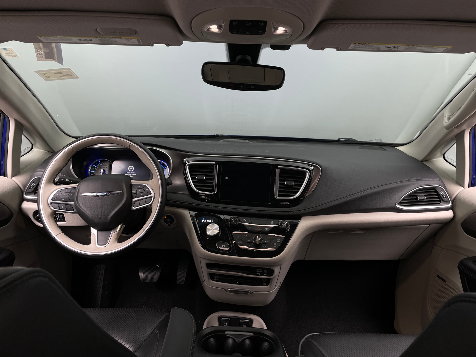 Thumbnail: 2018 Chrysler Pacifica - 2