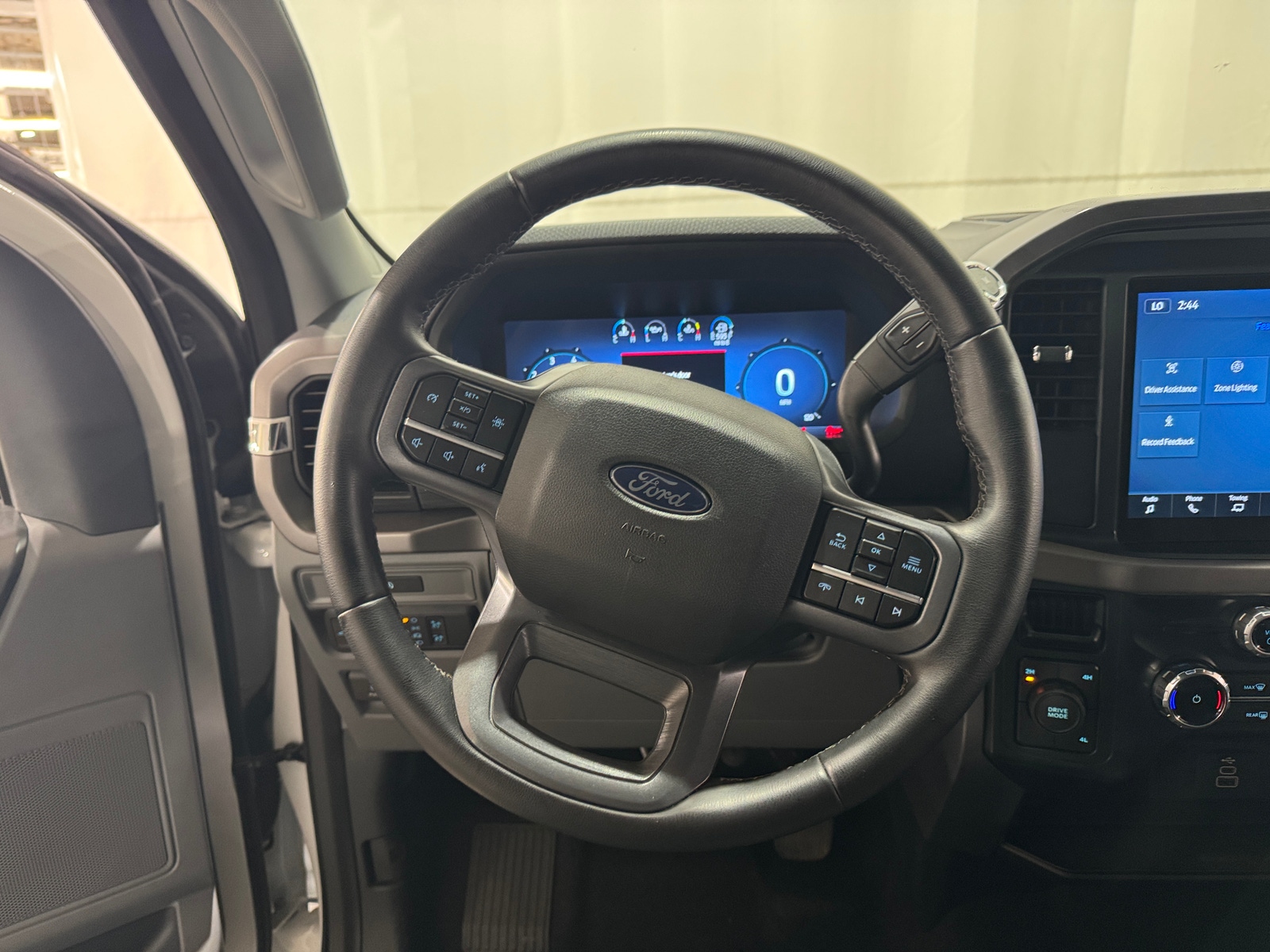 Thumbnail: 2025 Ford Econoline - 5