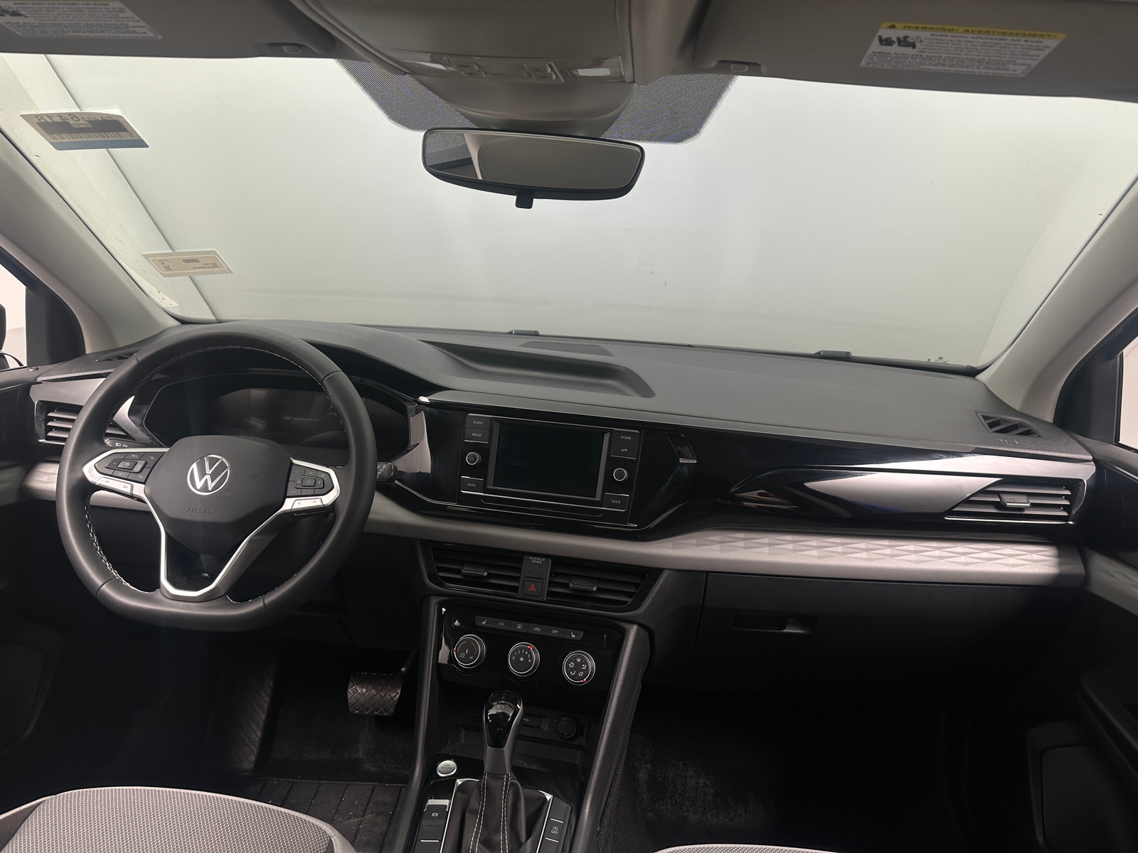 Thumbnail: 2024 Volkswagen Taos - 3