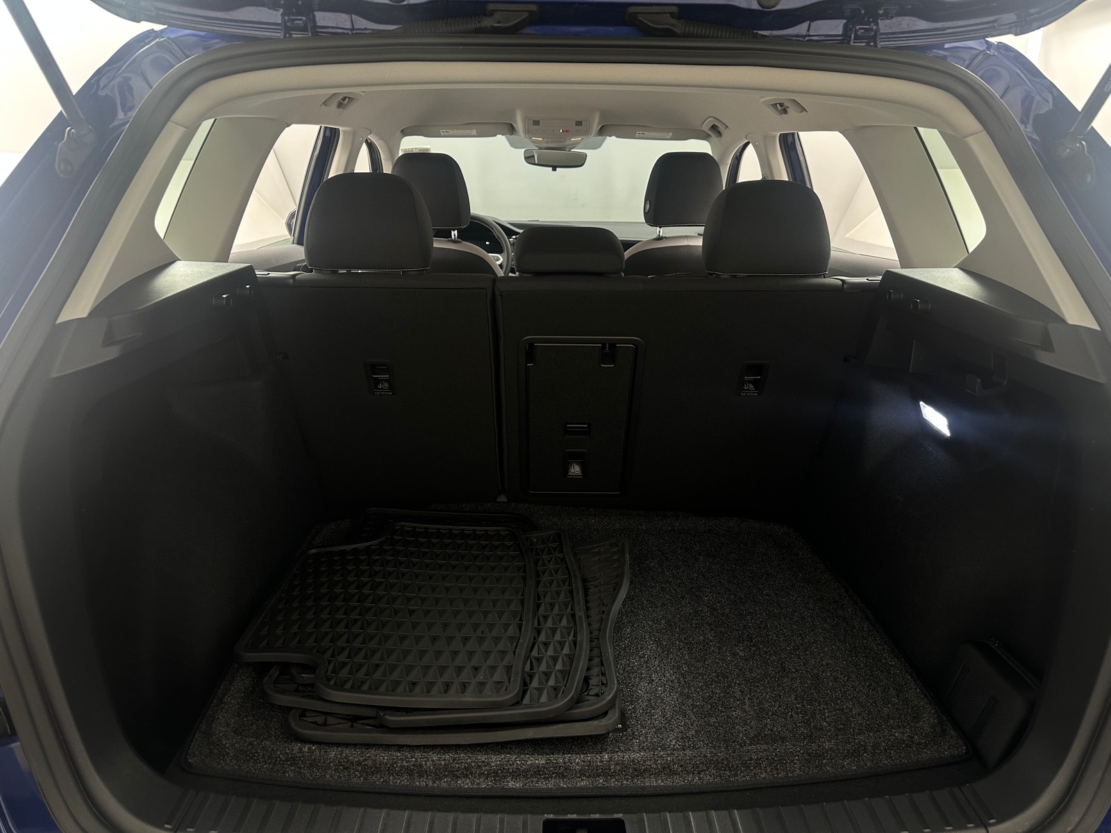 Thumbnail: 2024 Volkswagen Taos - 7