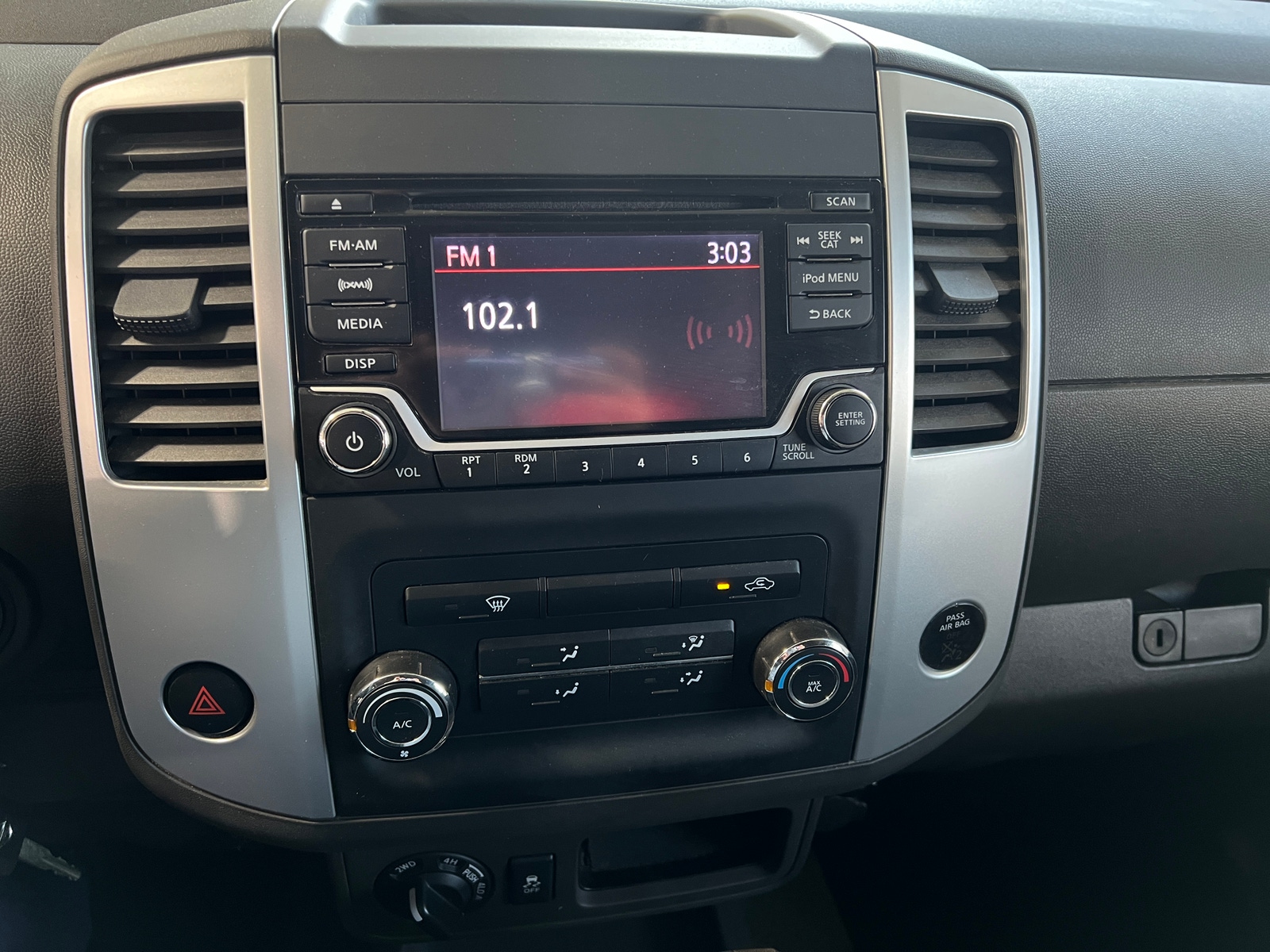Thumbnail: 2017 Nissan Frontier - 4