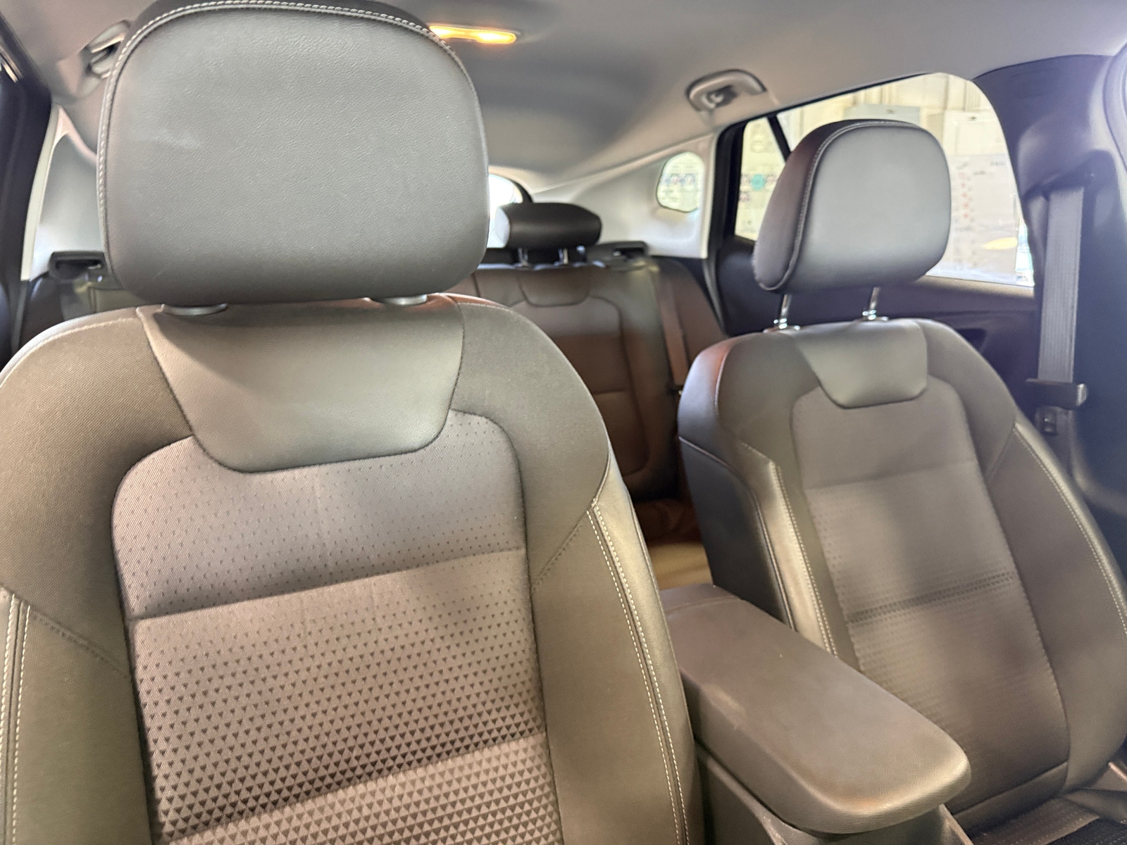 Thumbnail: 2025 Chevrolet Trax - 2