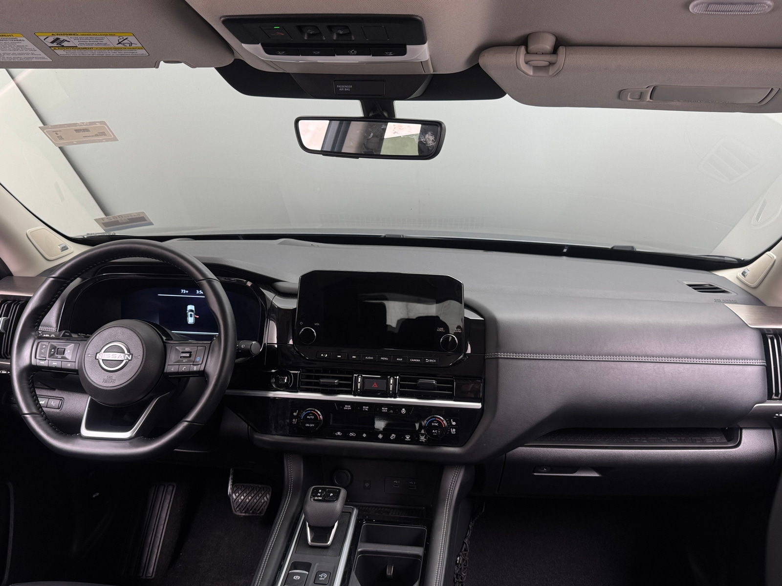 Thumbnail: 2025 Nissan Pathfinder - 2