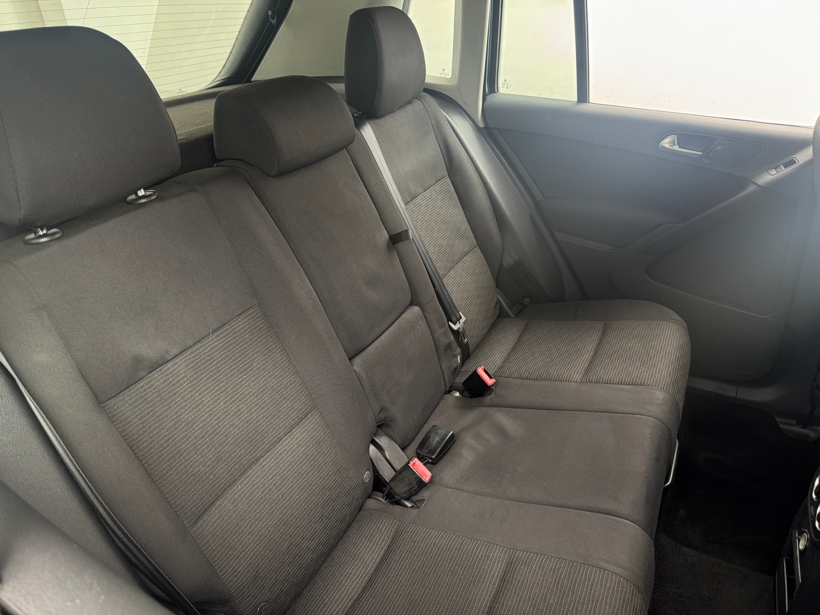Thumbnail: 2015 Volkswagen Tiguan - 6
