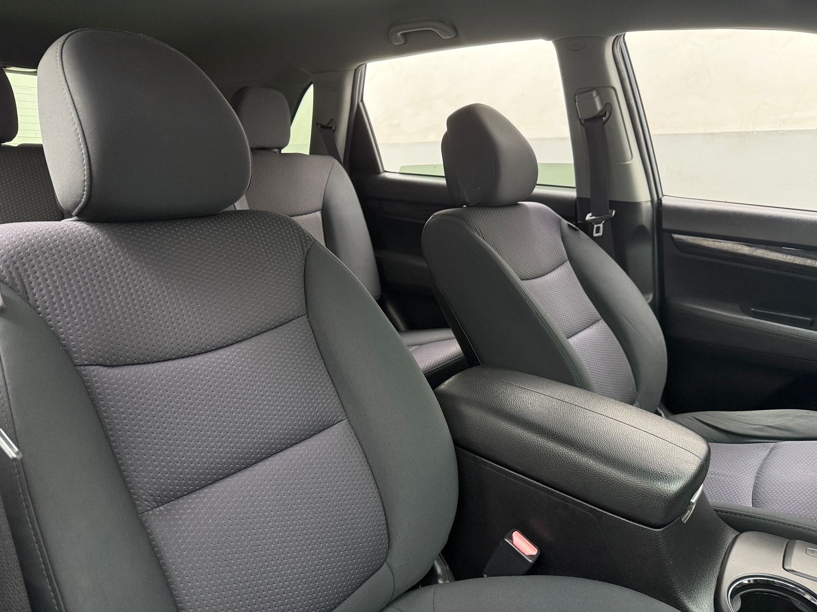 Thumbnail: 2011 Kia Sorento - 2