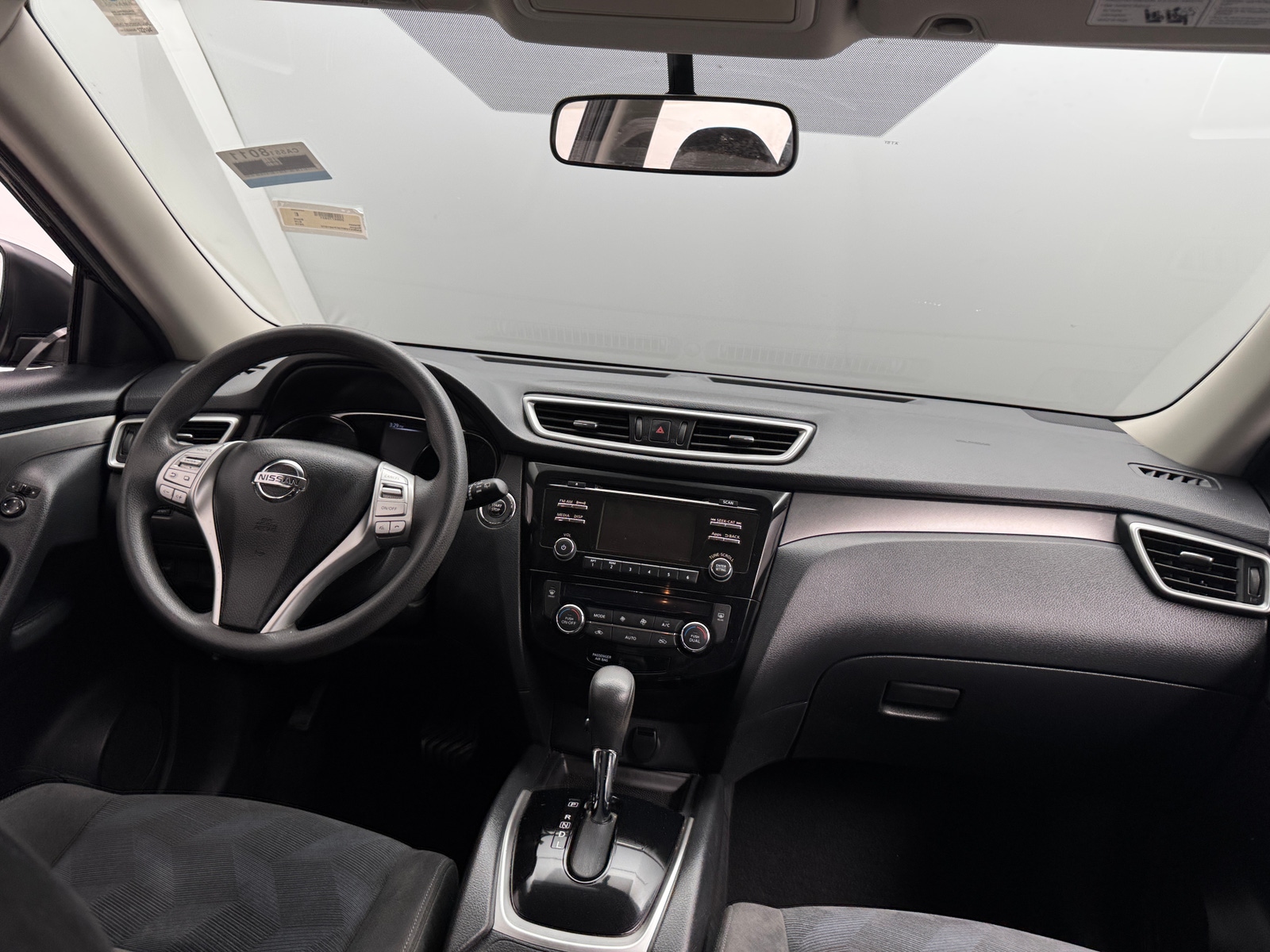 Thumbnail: 2015 Nissan Rogue - 3