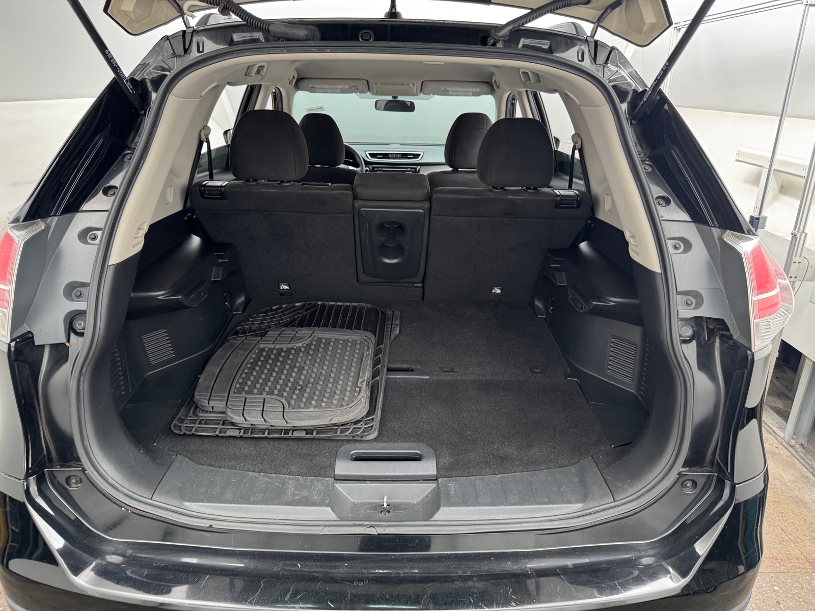 Thumbnail: 2015 Nissan Rogue - 7