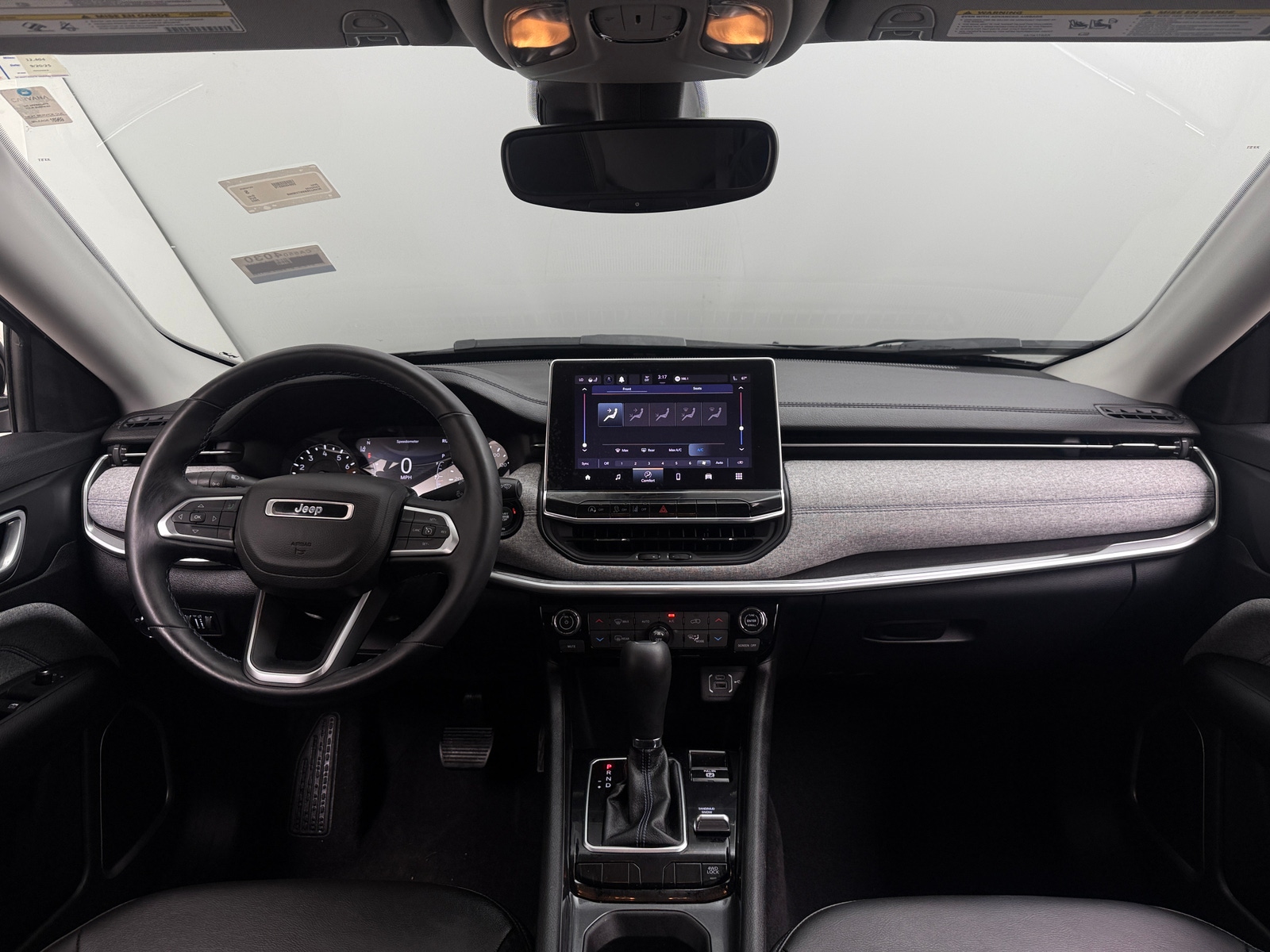 Thumbnail: 2022 Jeep Compass - 3
