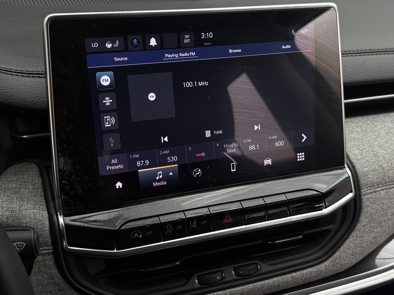 Thumbnail: 2022 Jeep Compass - 4