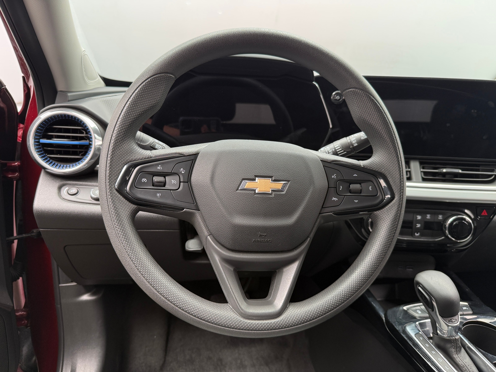 Thumbnail: 2025 Chevrolet Trax - 5