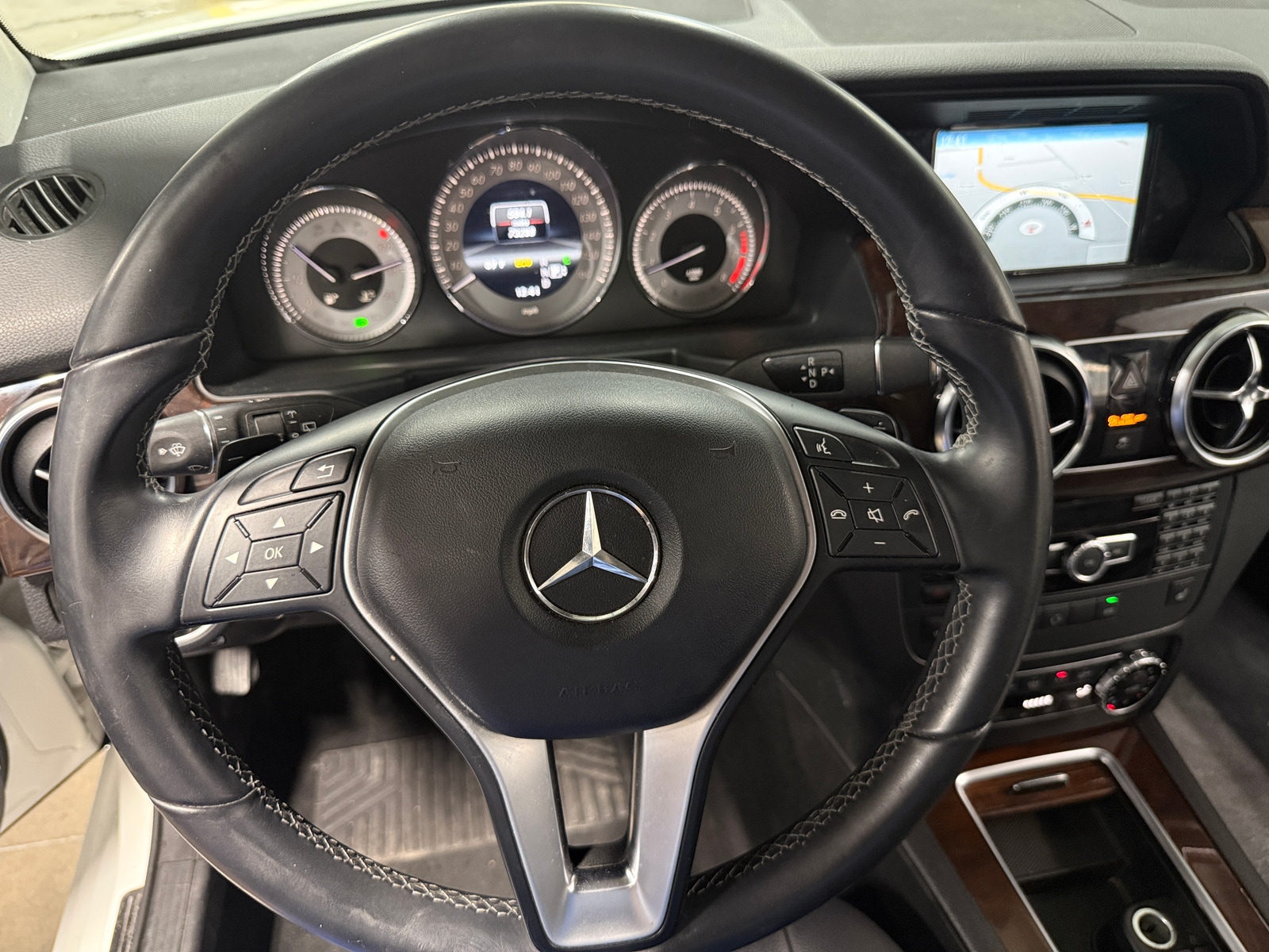 Thumbnail: 2013 Mercedes-Benz GLK - 4