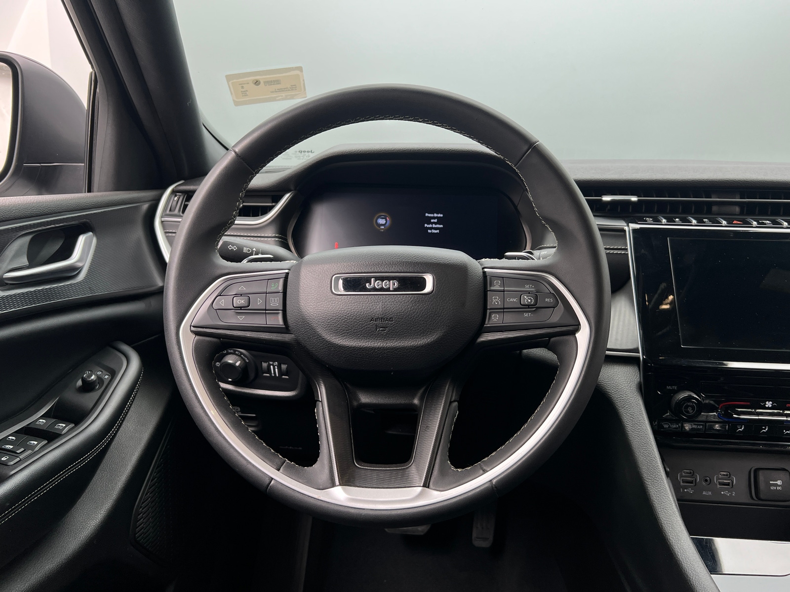 Thumbnail: 2024 Jeep Grand Cherokee L - 5