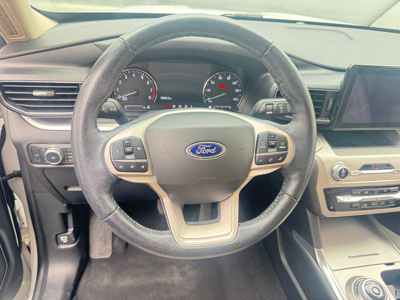 Thumbnail: 2022 Ford Explorer - 5