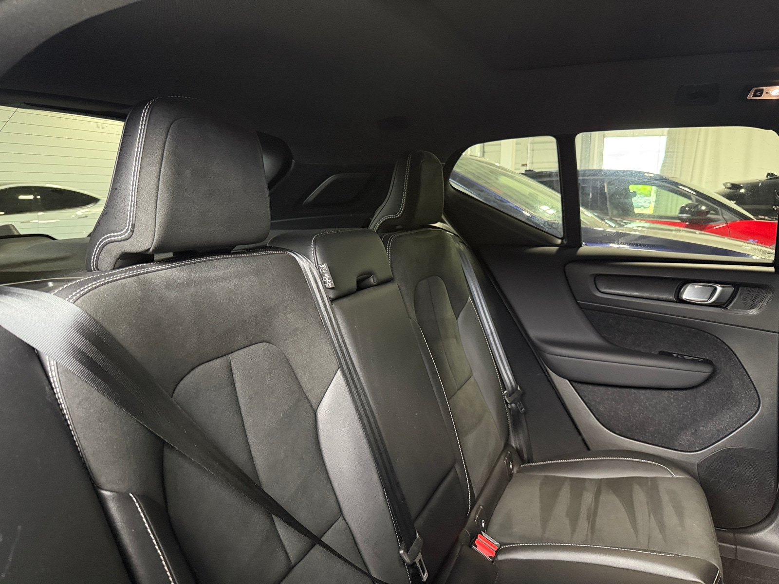 Thumbnail: 2021 Volvo XC40 - 5