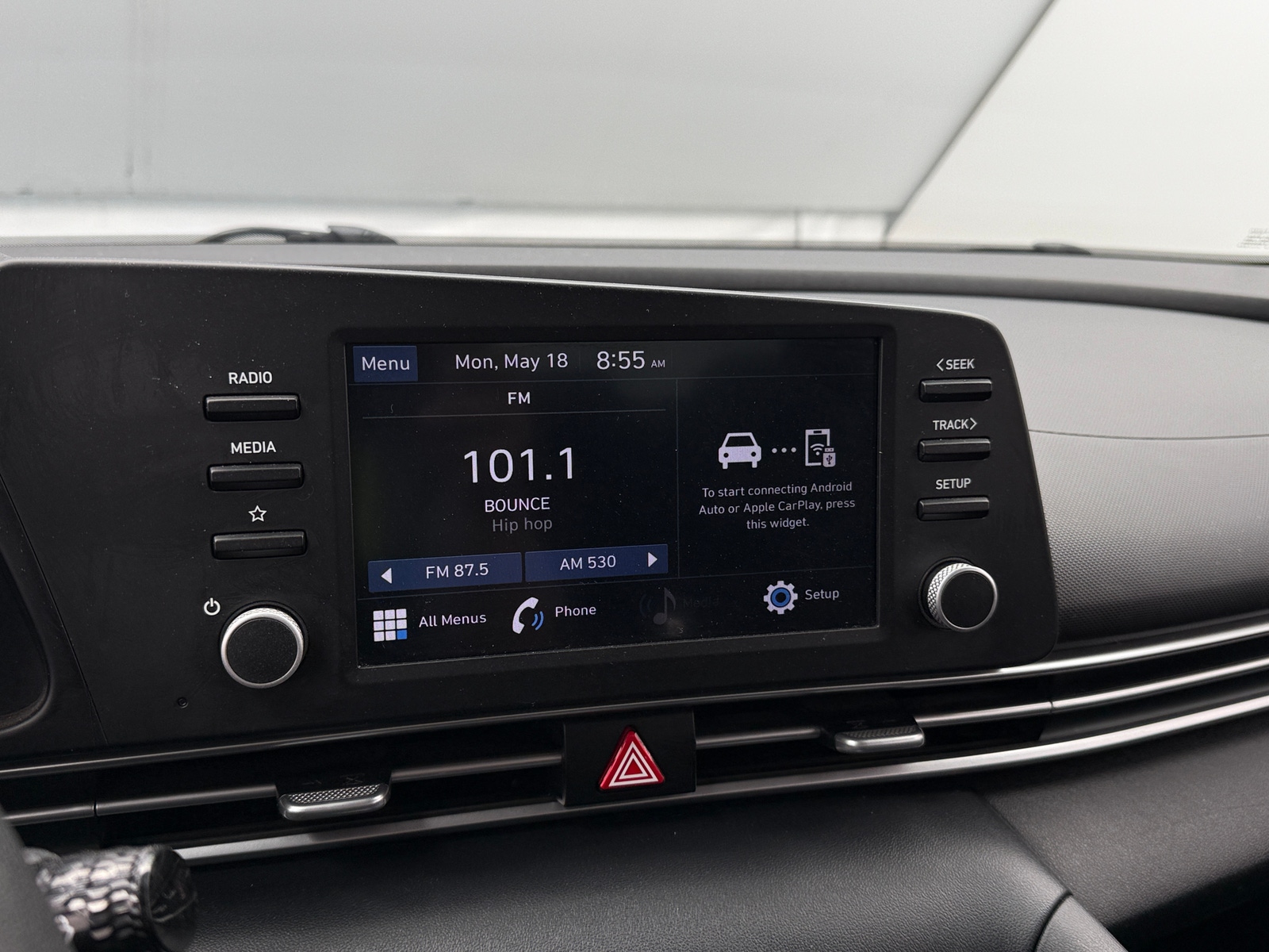 Thumbnail: 2021 Hyundai Elantra - 4