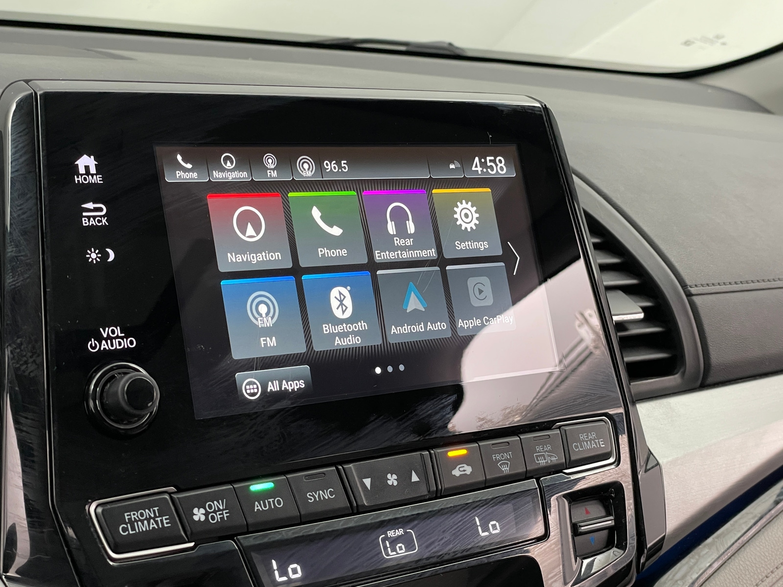 Thumbnail: 2019 Honda Odyssey - 3