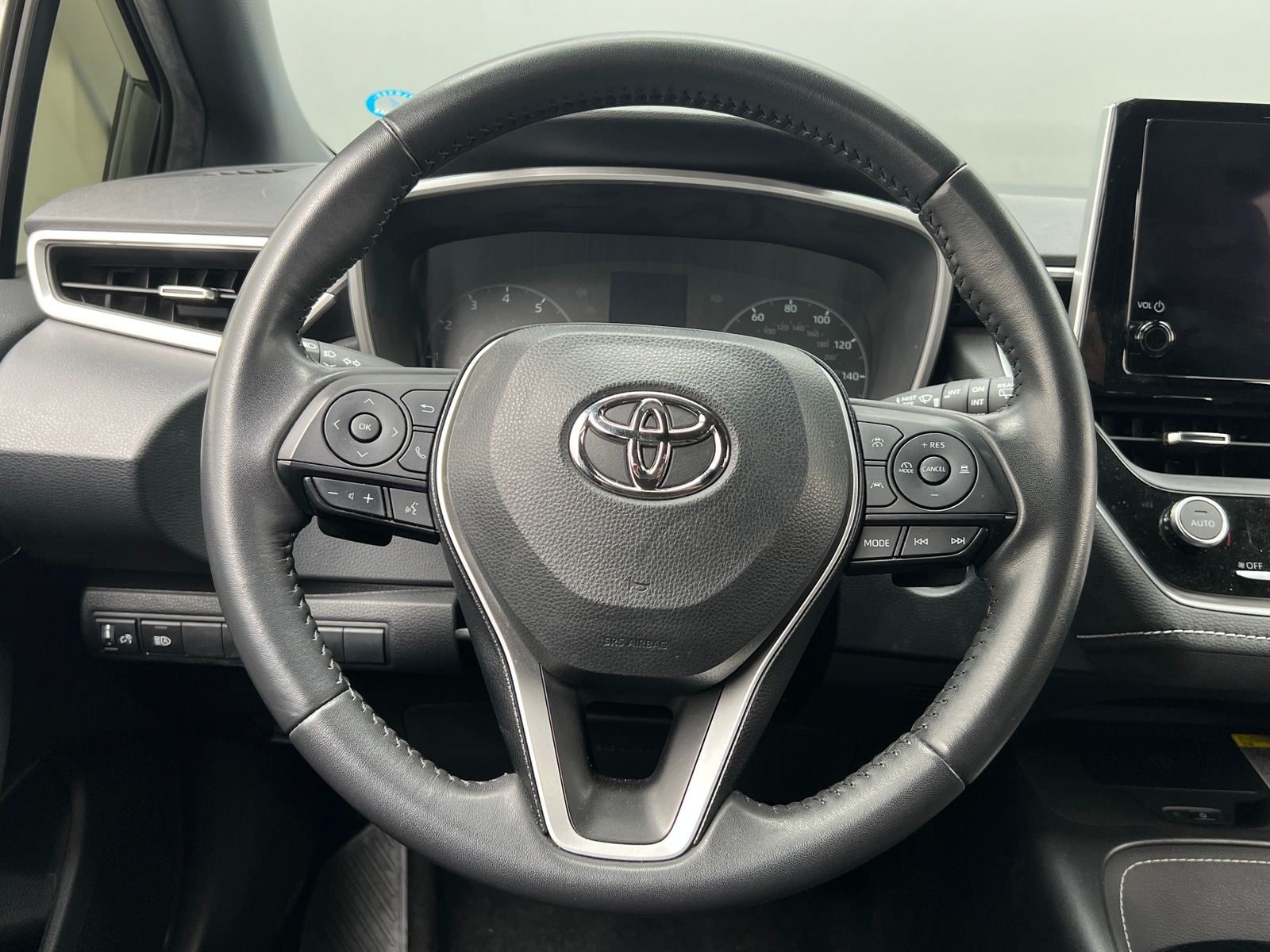 Thumbnail: 2024 Toyota Corolla - 5