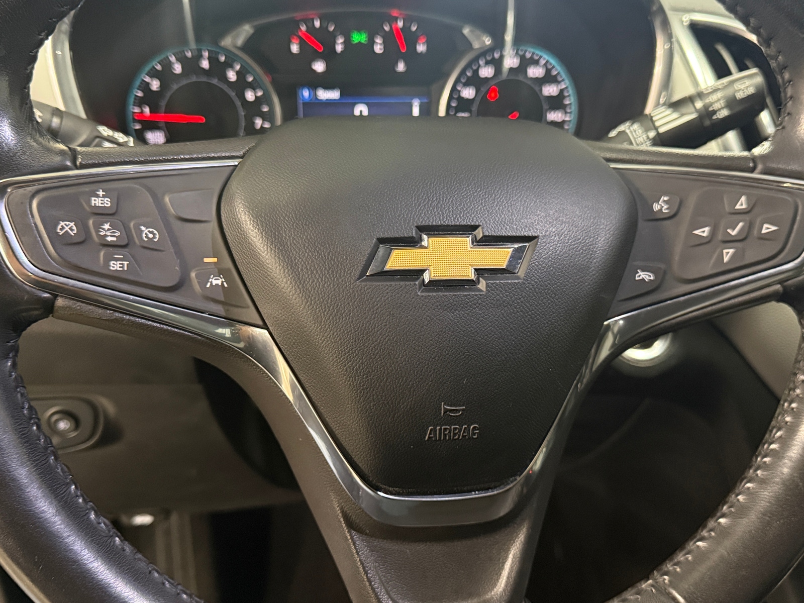 Thumbnail: 2021 Chevrolet Equinox - 5