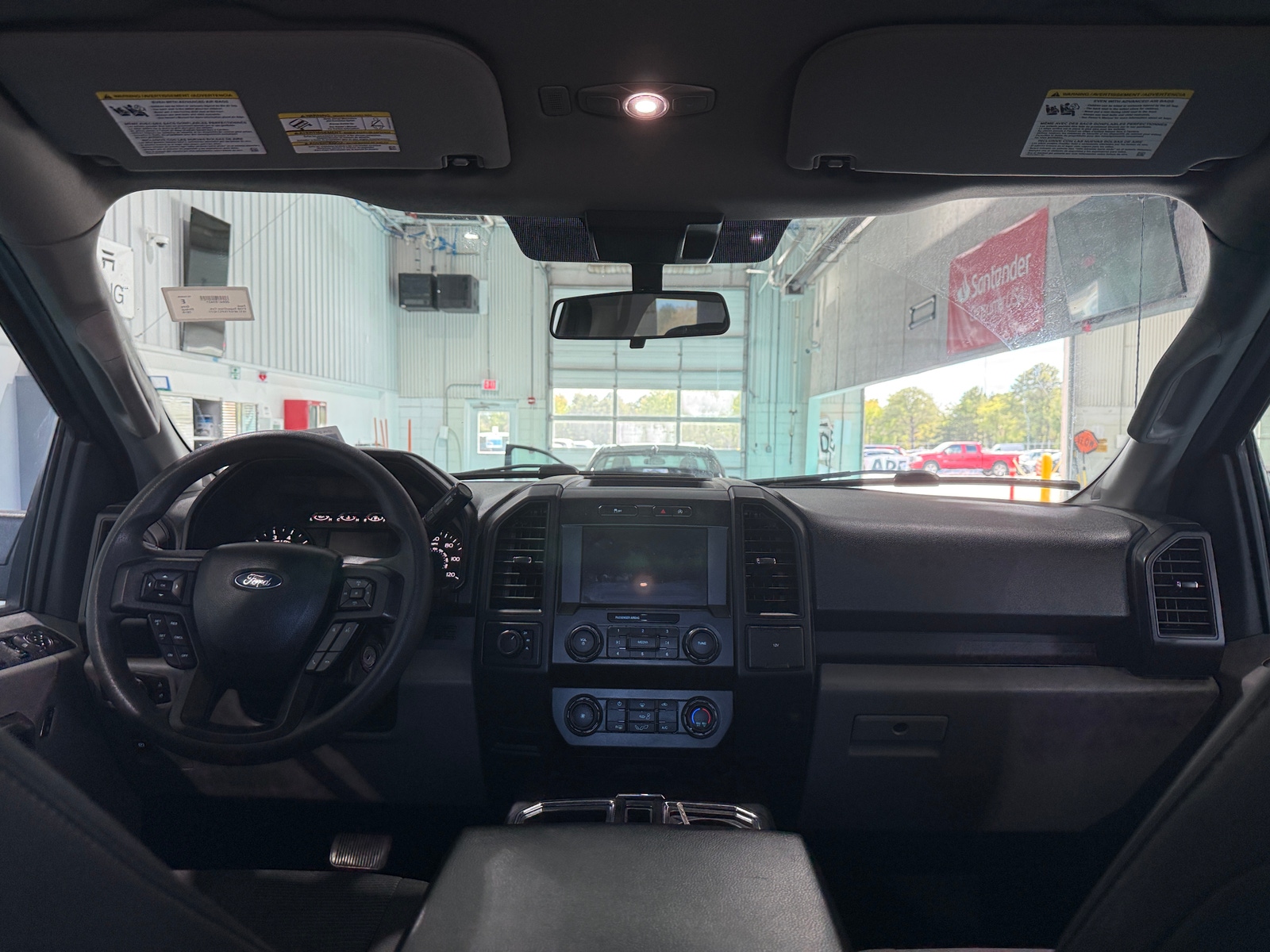 Thumbnail: 2019 Ford Econoline - 3