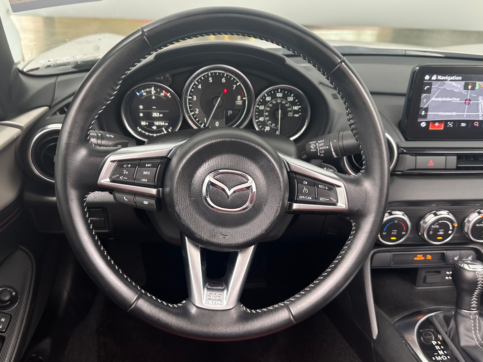 Thumbnail: 2023 Mazda MX-5 Miata - 4