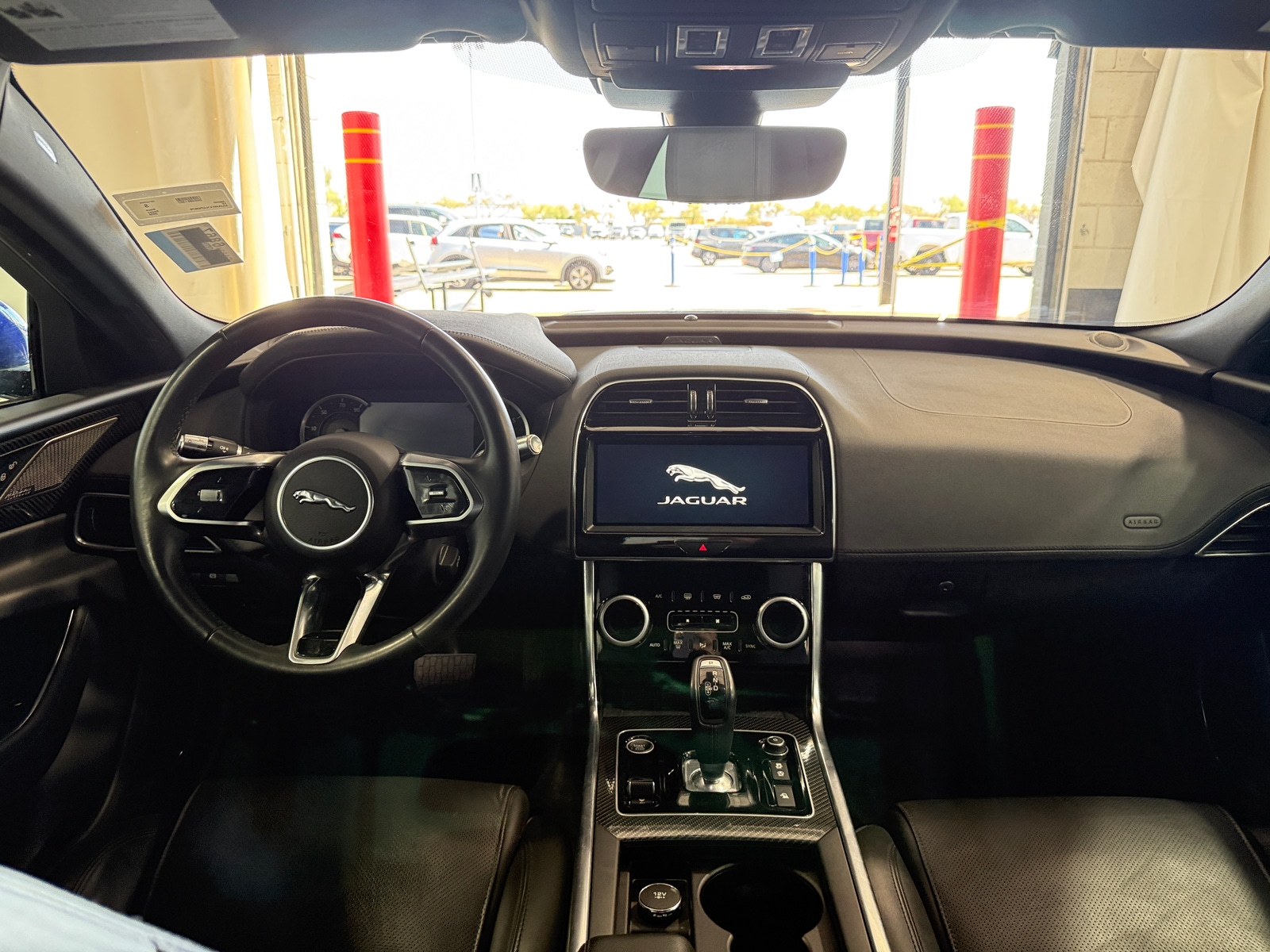 Thumbnail: 2020 Jaguar XE - 2