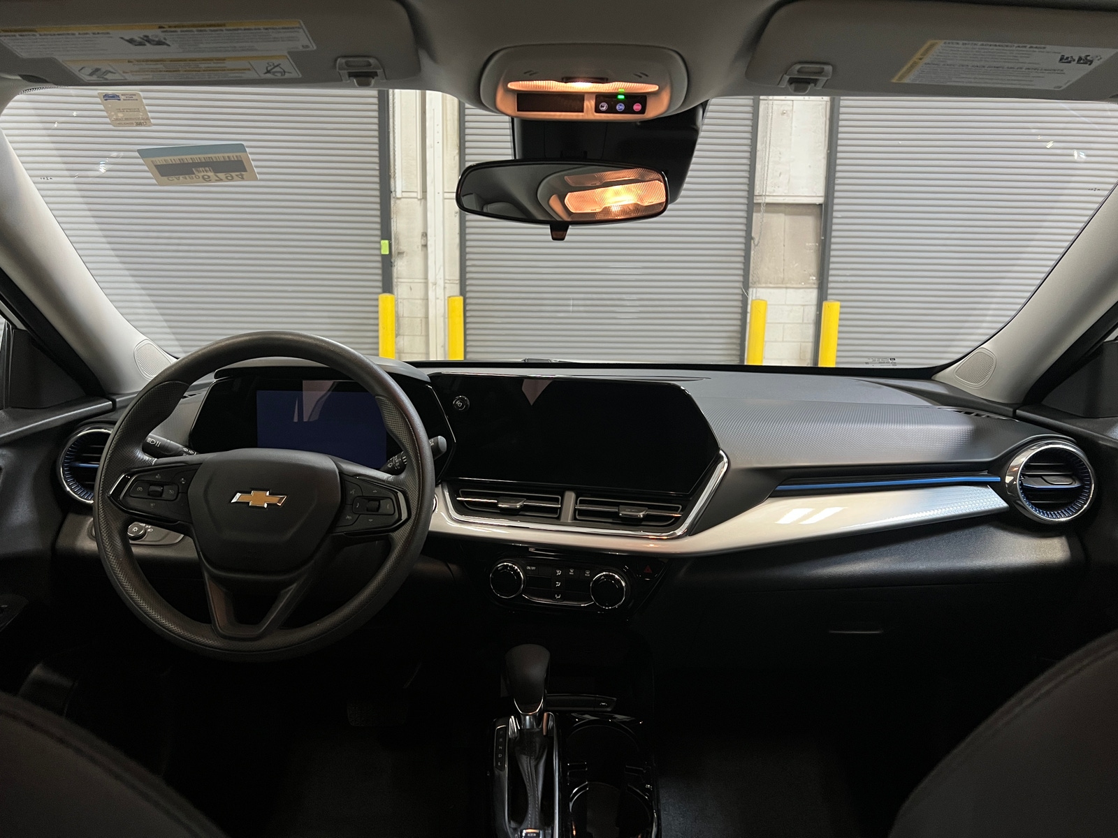 Thumbnail: 2025 Chevrolet Trax - 3
