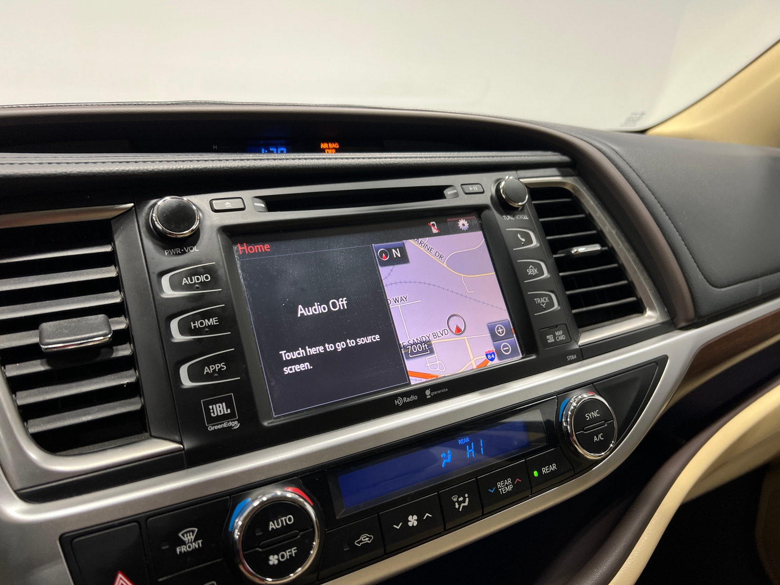 Thumbnail: 2015 Toyota Highlander - 3