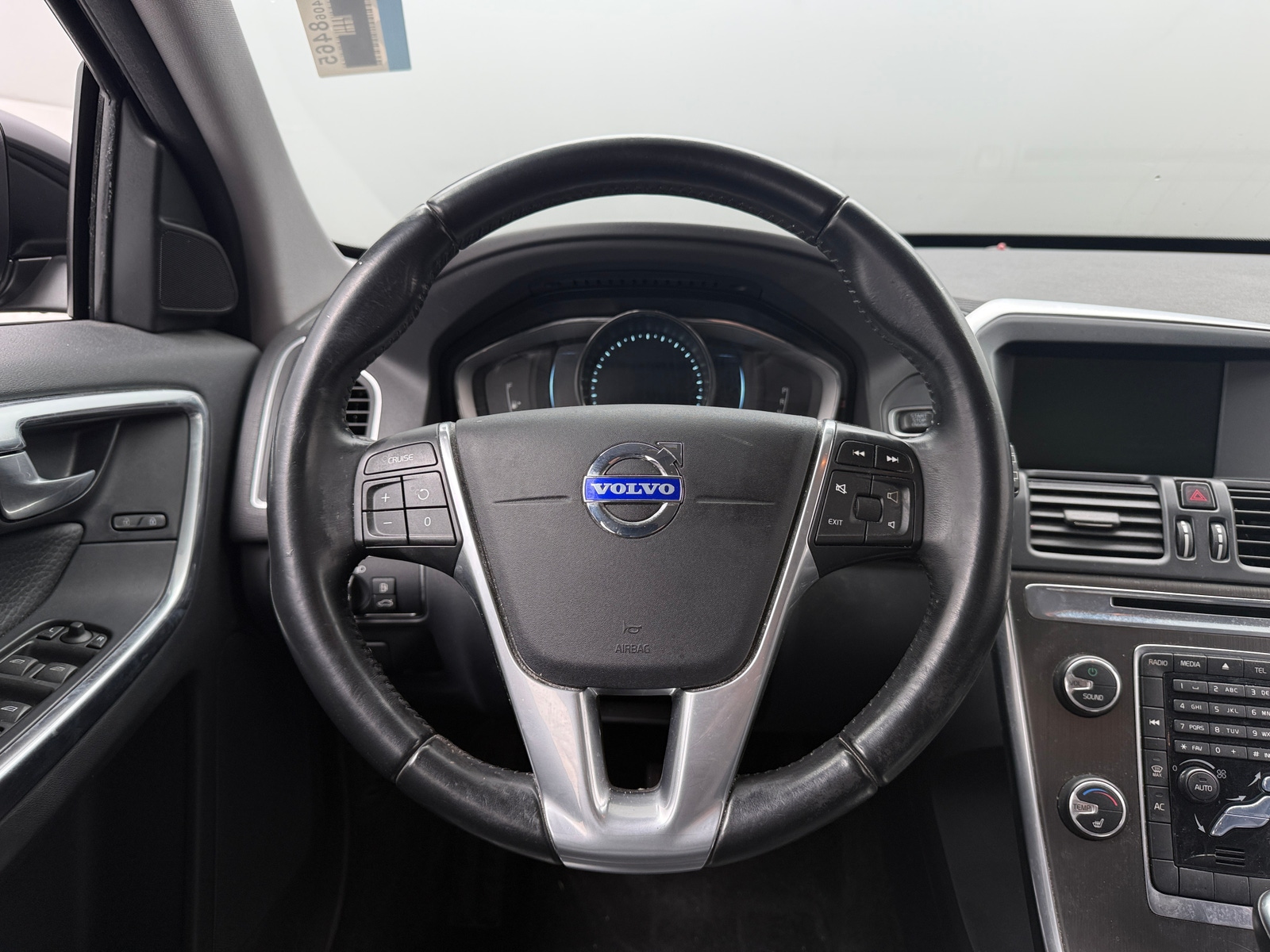 Thumbnail: 2014 Volvo XC60 - 5