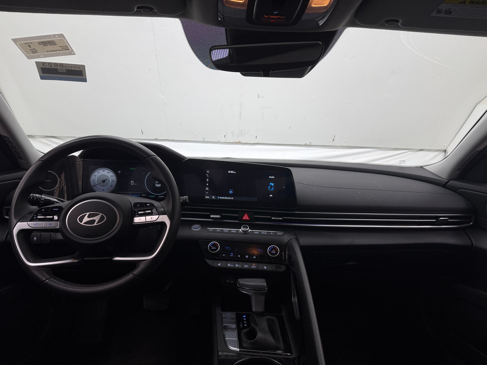 Thumbnail: 2025 Hyundai Elantra - 3