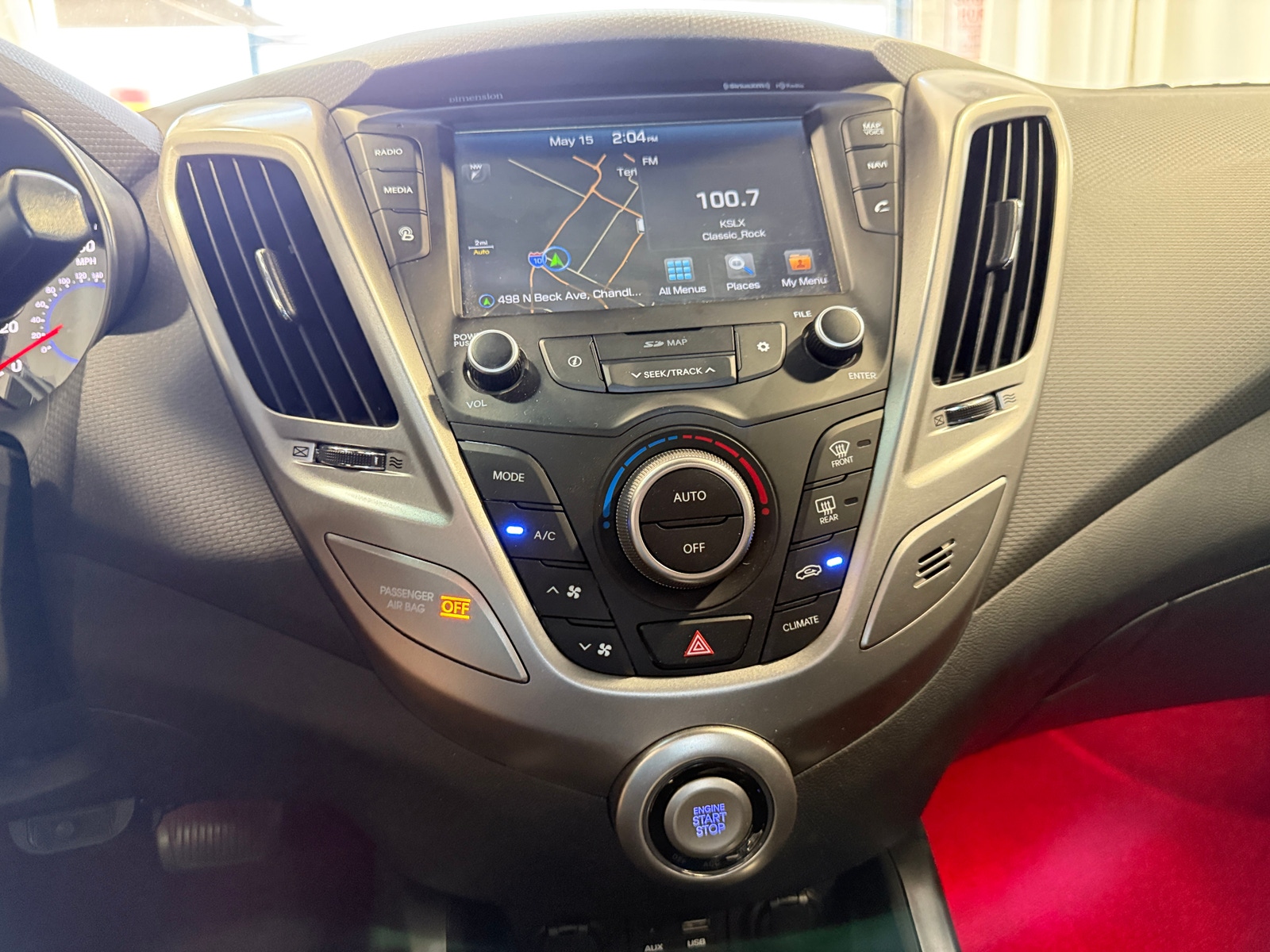 Thumbnail: 2017 Hyundai Veloster - 4