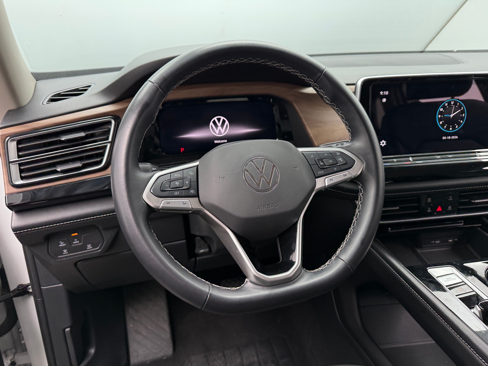 Thumbnail: 2024 Volkswagen Atlas - 4