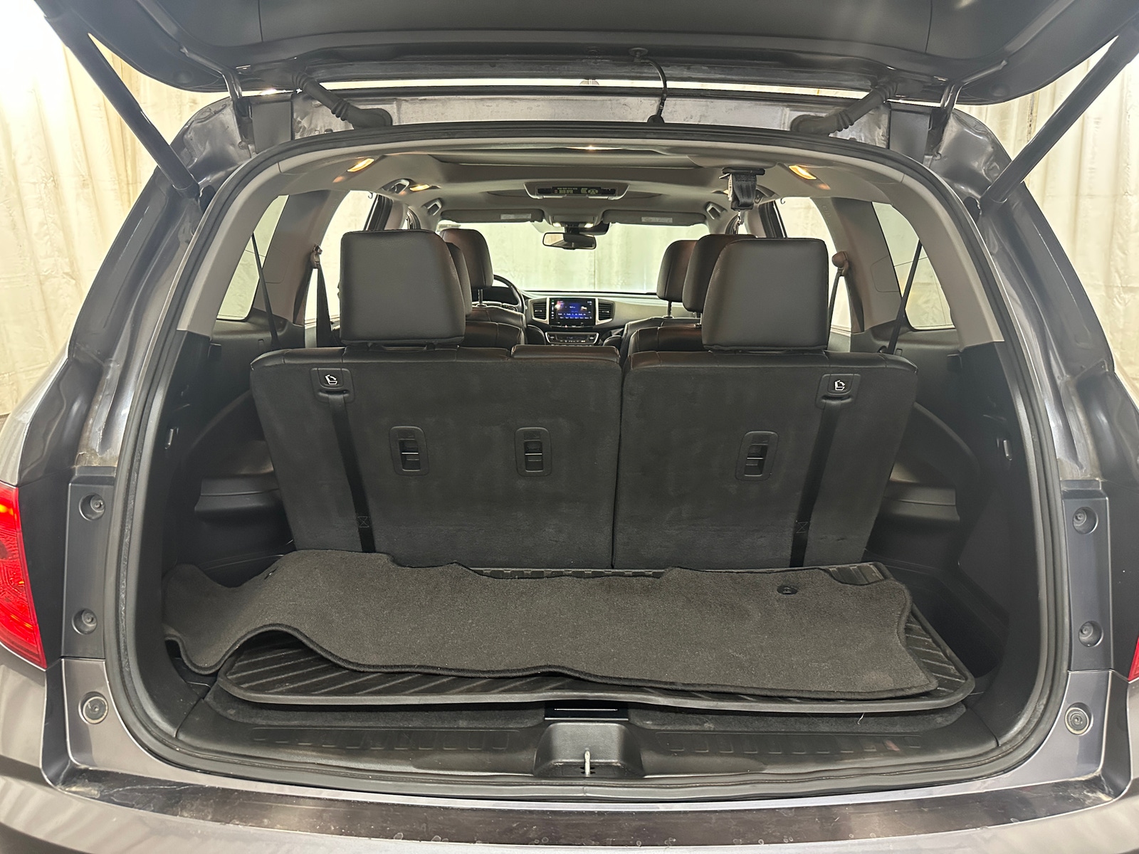Thumbnail: 2016 Honda Pilot - 6