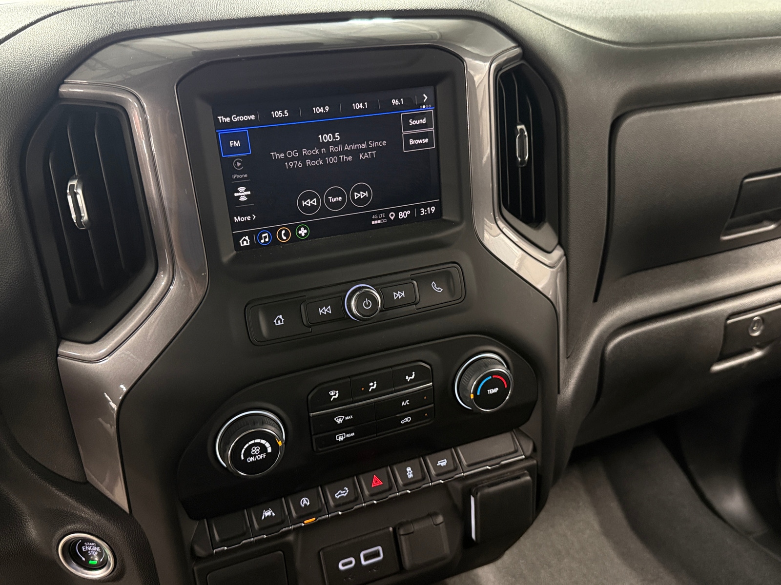 Thumbnail: 2024 Chevrolet Silverado 1500 - 4