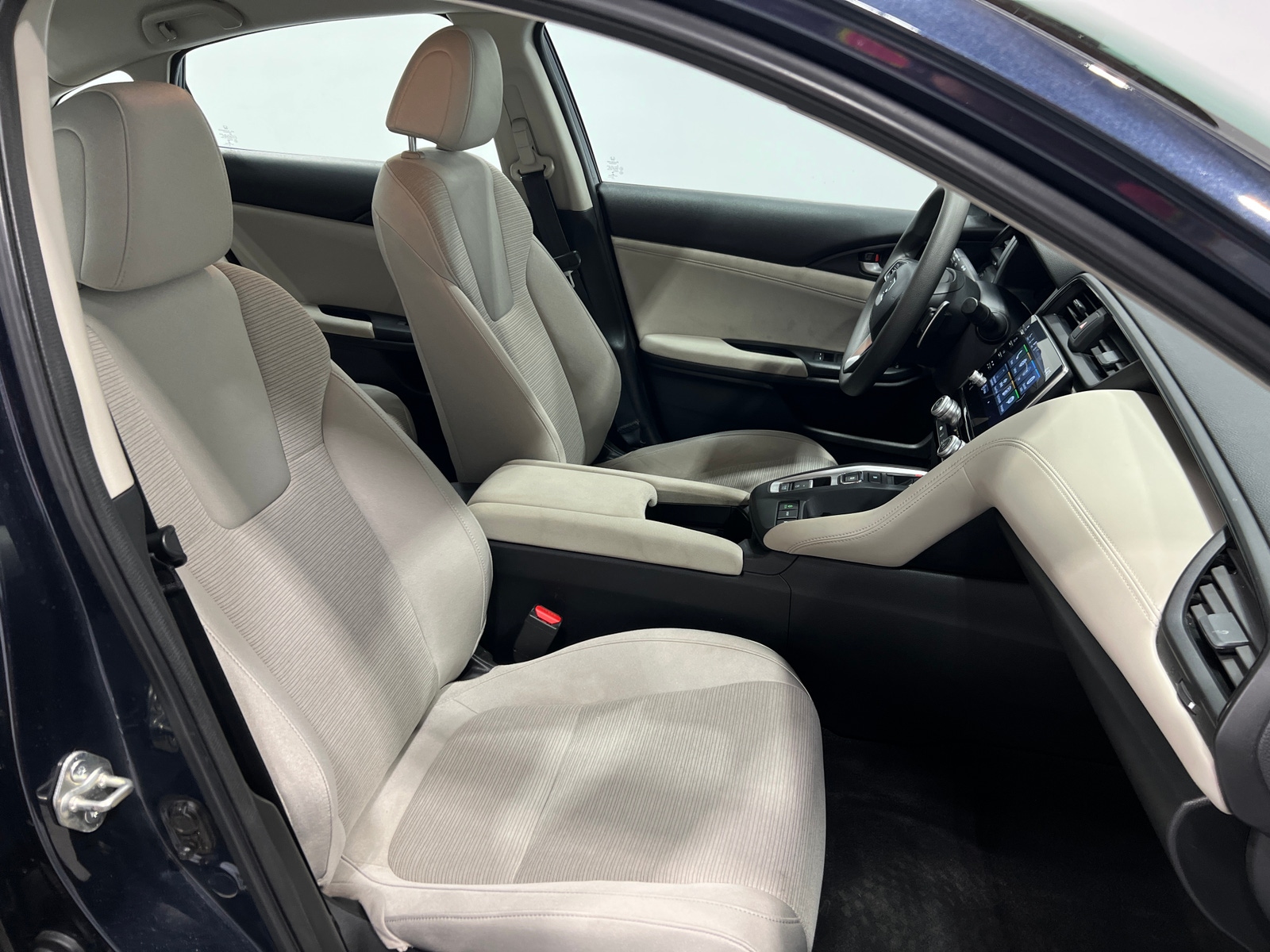 Thumbnail: 2021 Honda Insight - 2