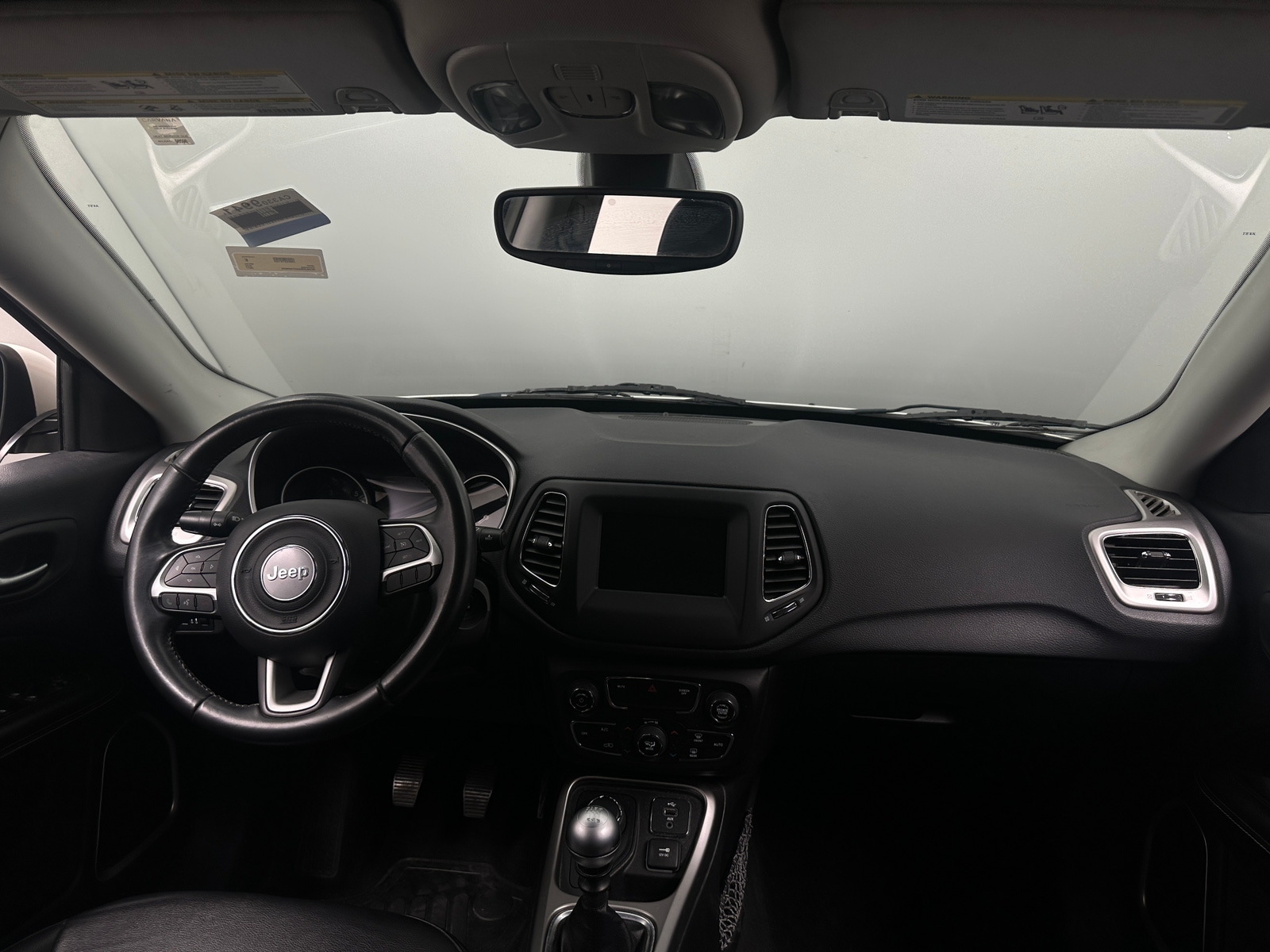 Thumbnail: 2017 Jeep Compass - 3