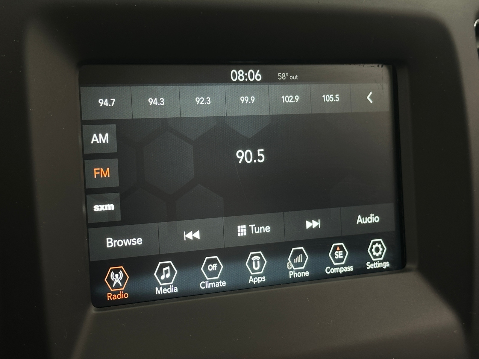 Thumbnail: 2017 Jeep Compass - 4