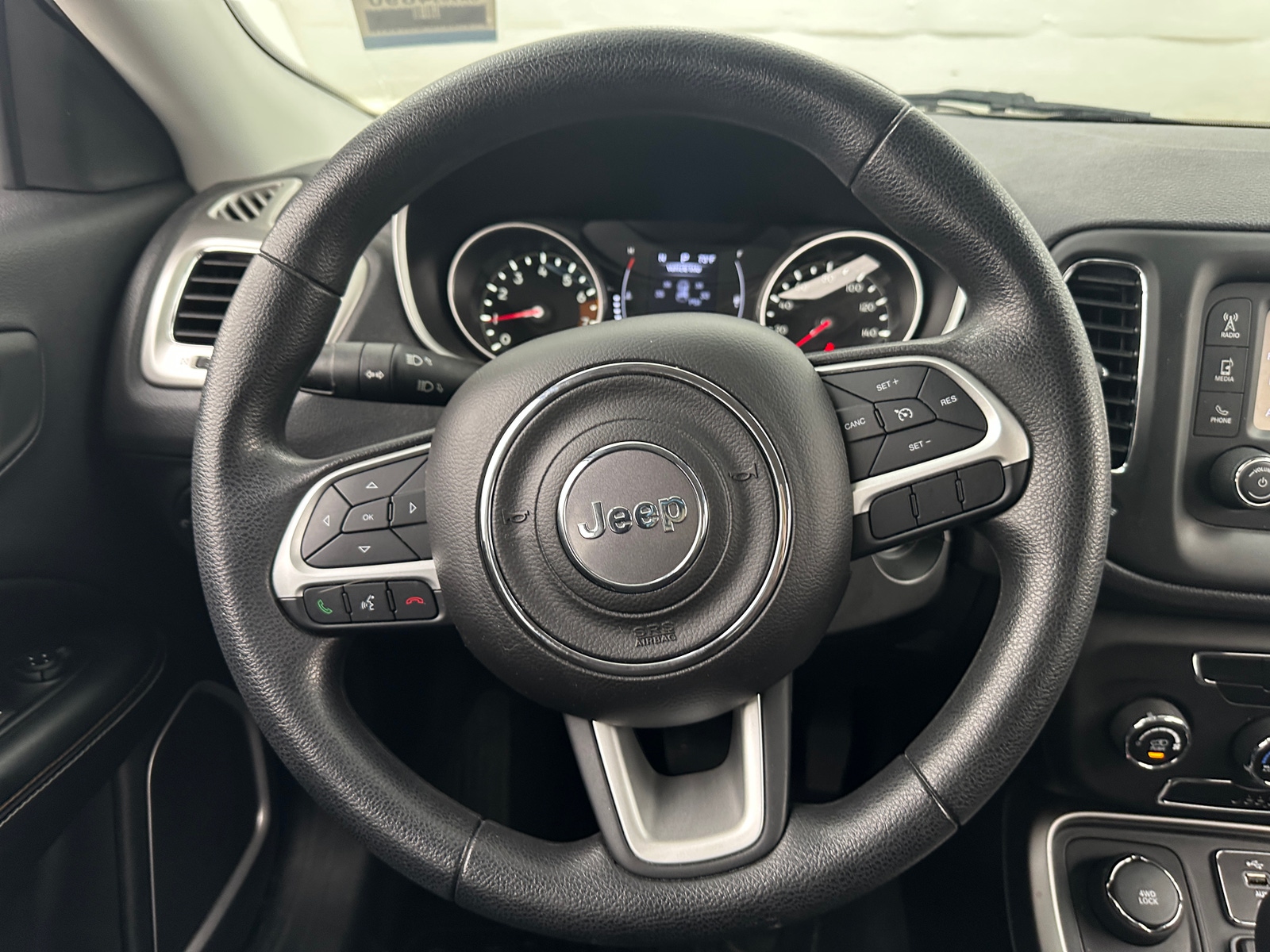 Thumbnail: 2018 Jeep Compass - 5
