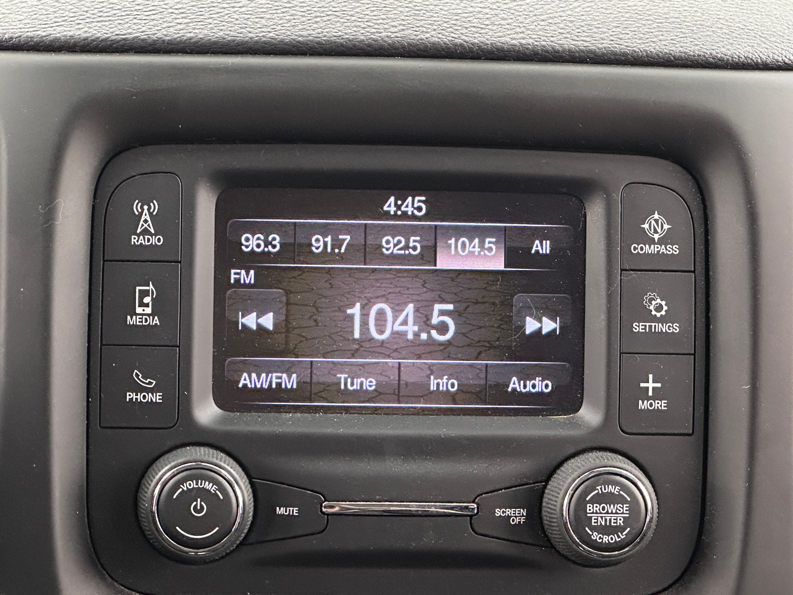 Thumbnail: 2018 Jeep Compass - 4