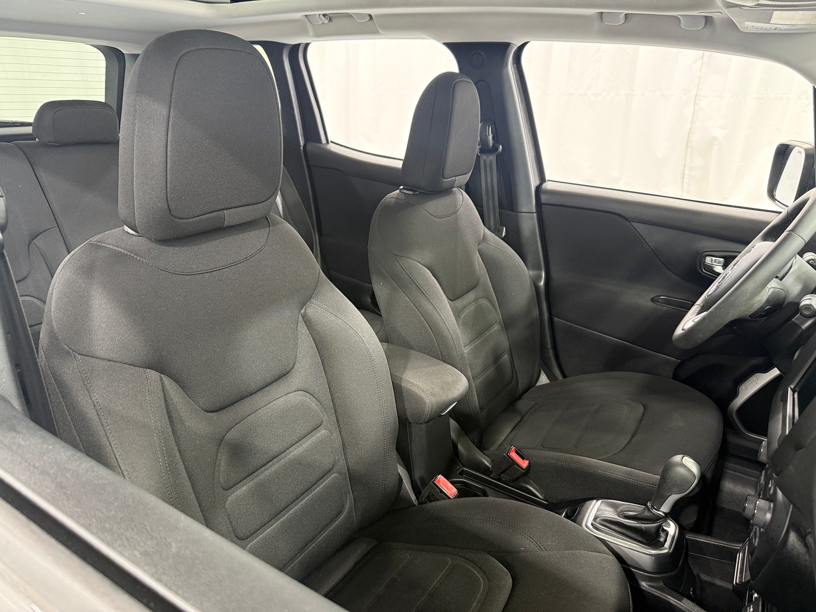 Thumbnail: 2018 Jeep Renegade - 2