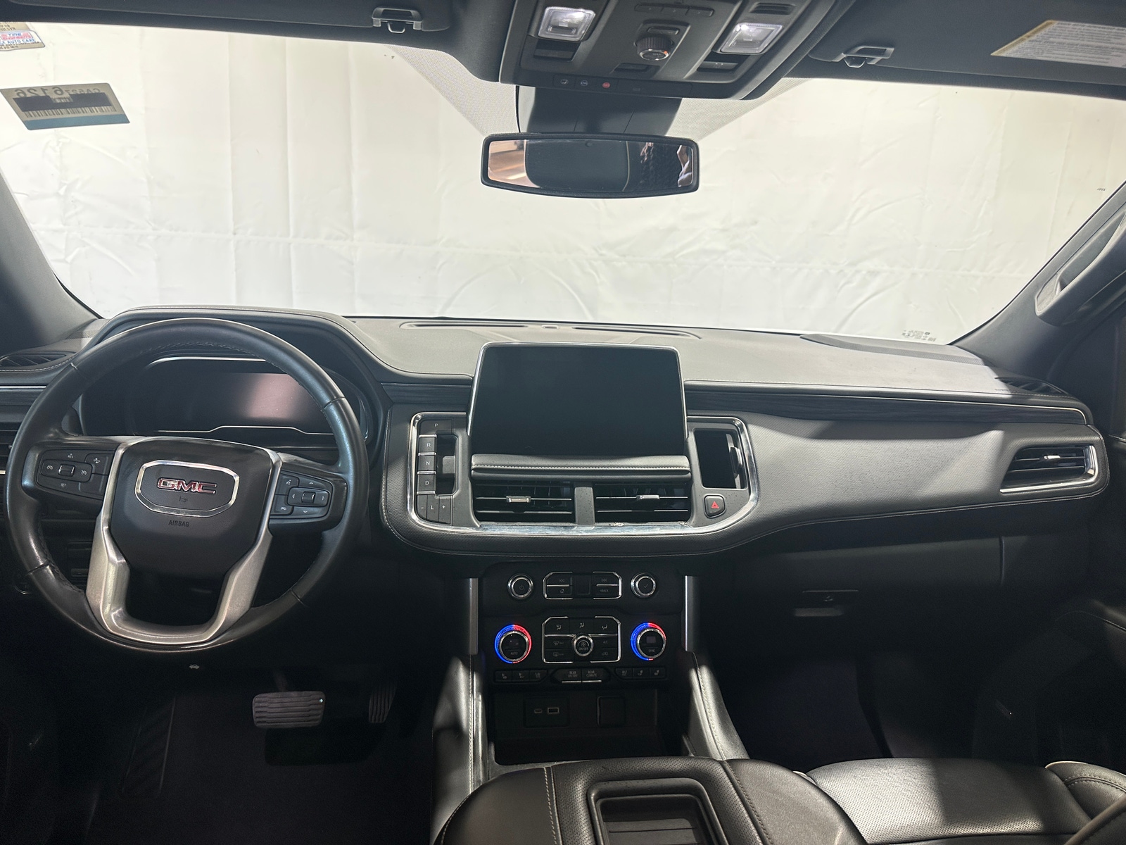 Thumbnail: 2023 GMC Yukon - 2