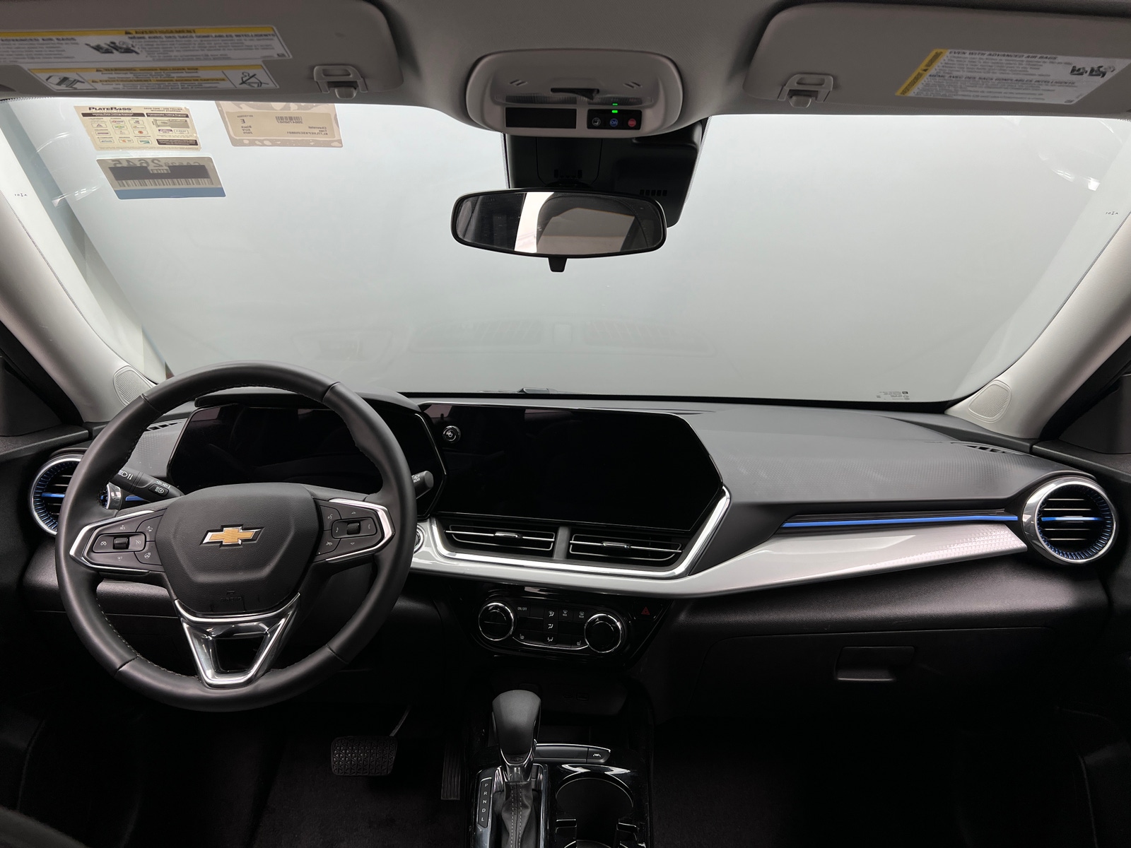 Thumbnail: 2025 Chevrolet Trax - 3