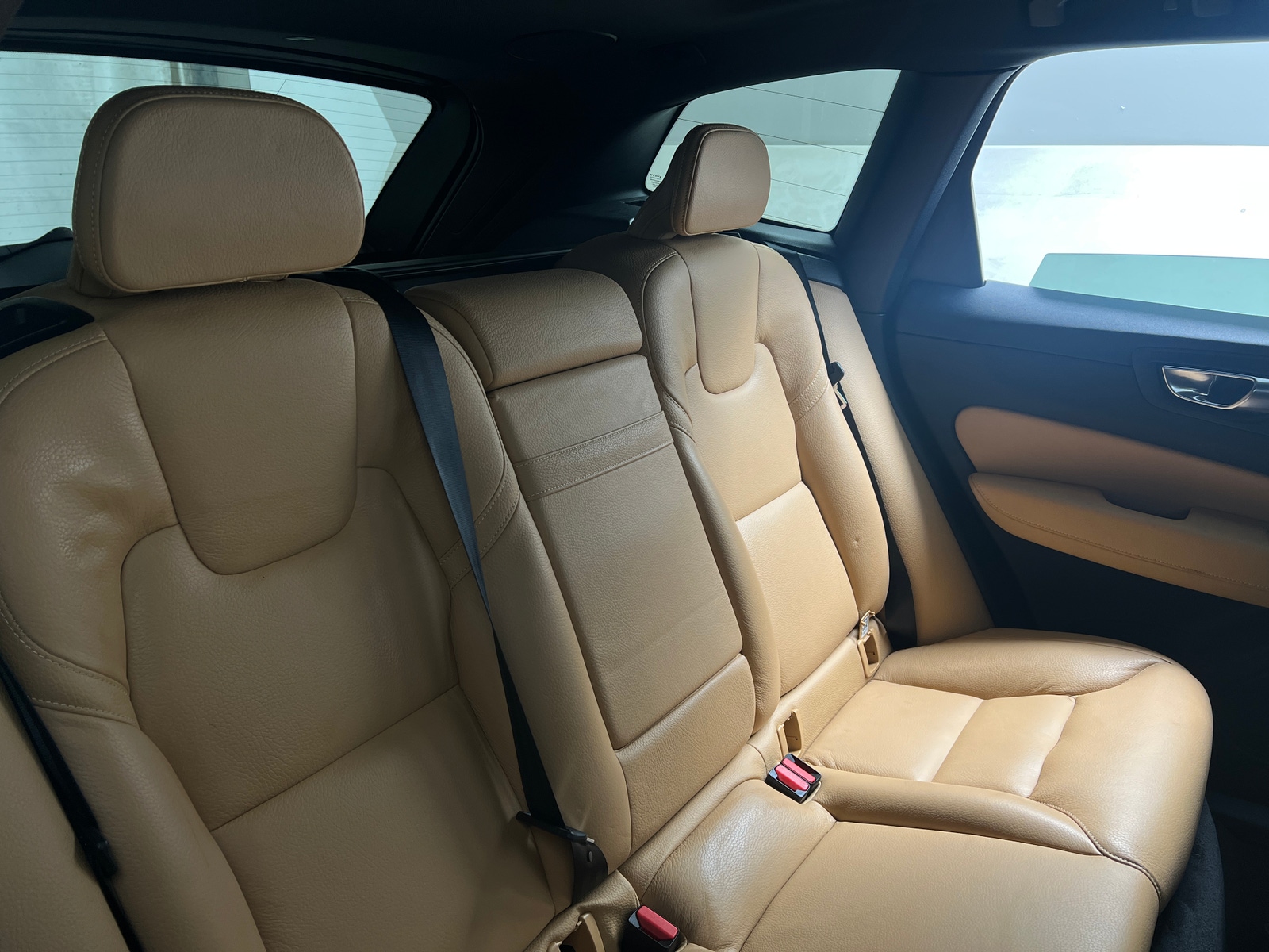 Thumbnail: 2020 Volvo XC60 - 5