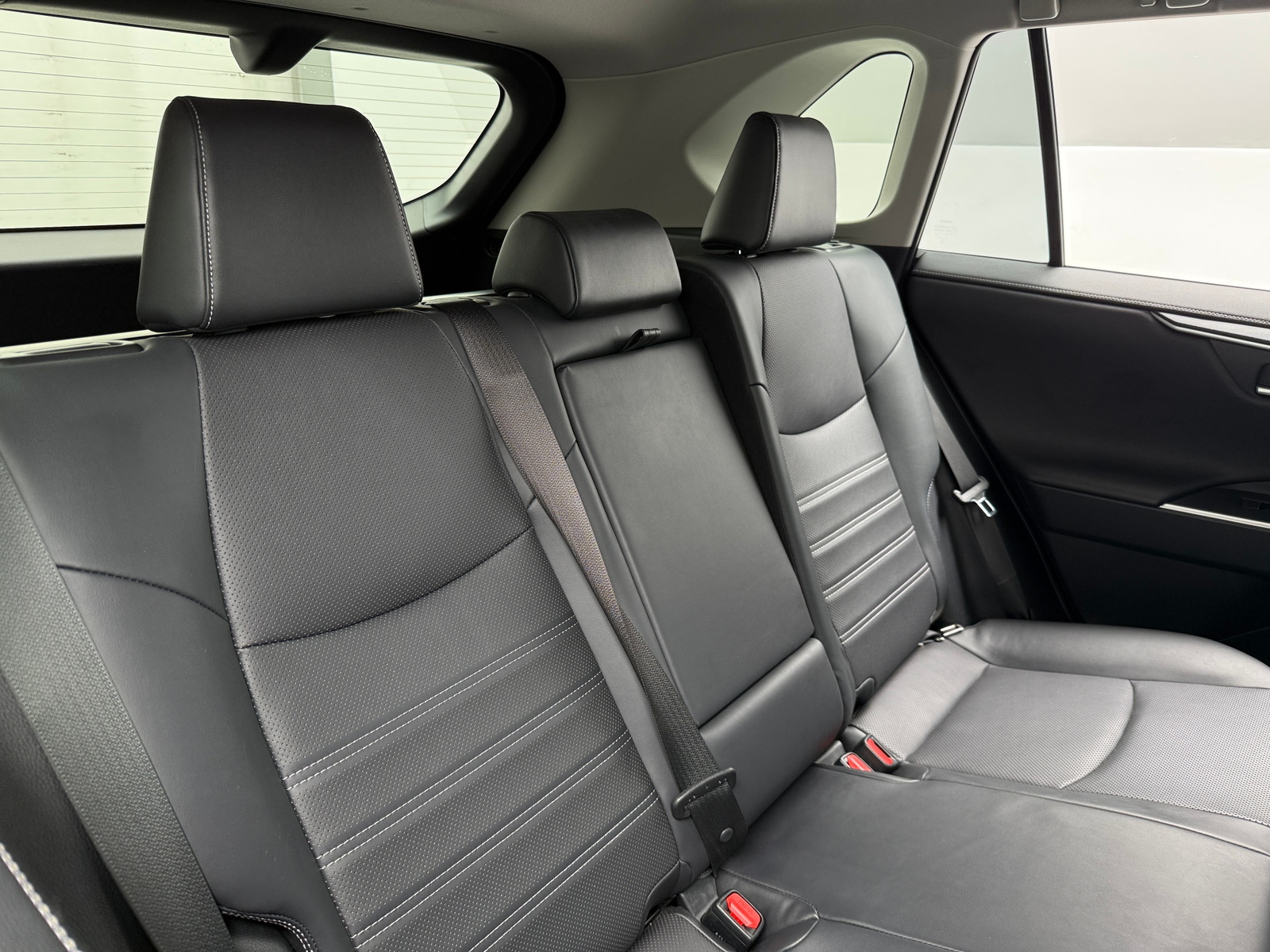 Thumbnail: 2019 Toyota RAV4 - 5