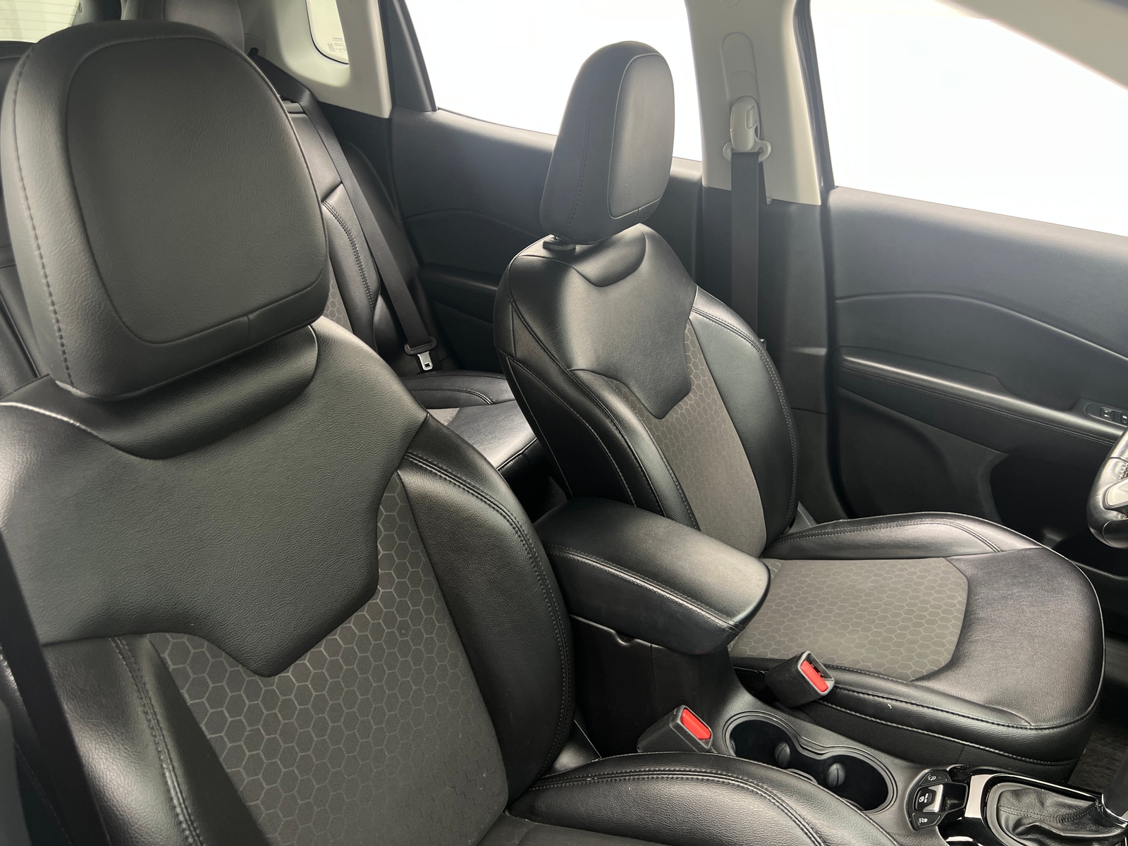 Thumbnail: 2020 Jeep Compass - 2