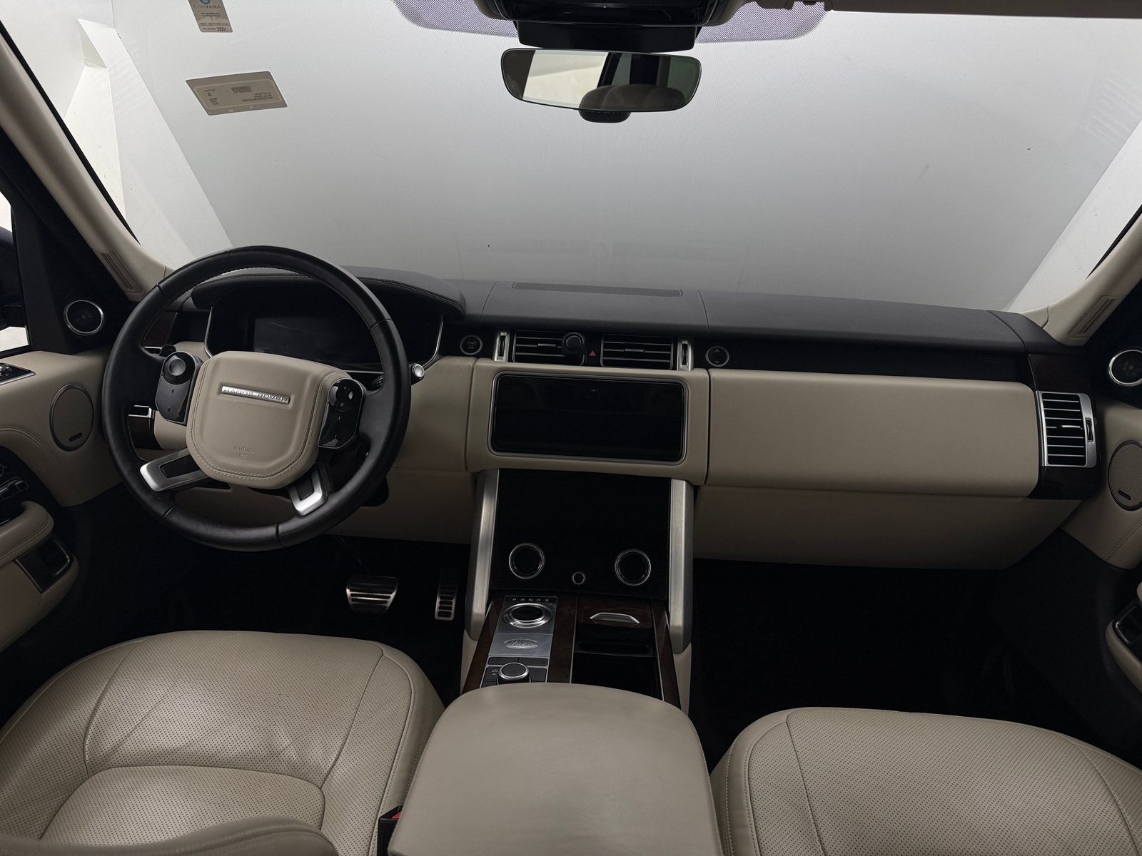 Thumbnail: 2022 Land Rover Range Rover - 2