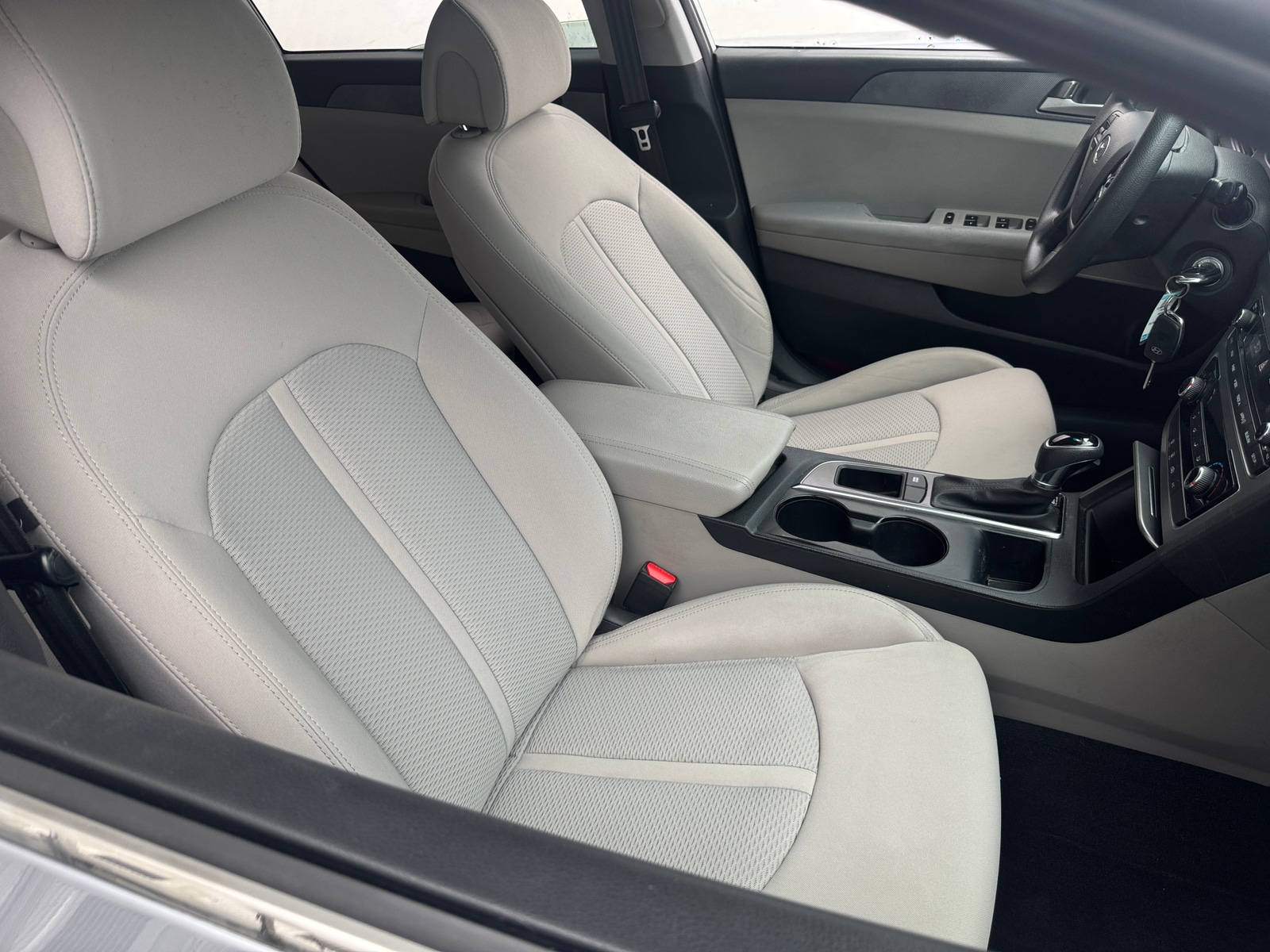 Thumbnail: 2017 Hyundai Sonata - 2