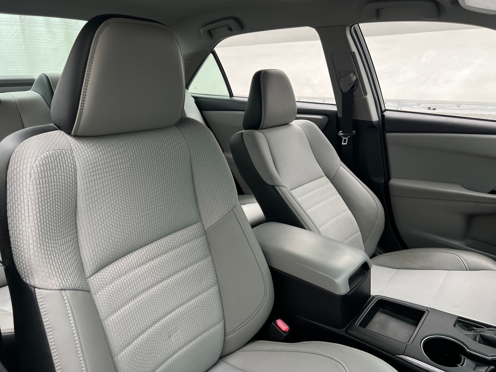 Thumbnail: 2016 Toyota Camry - 2