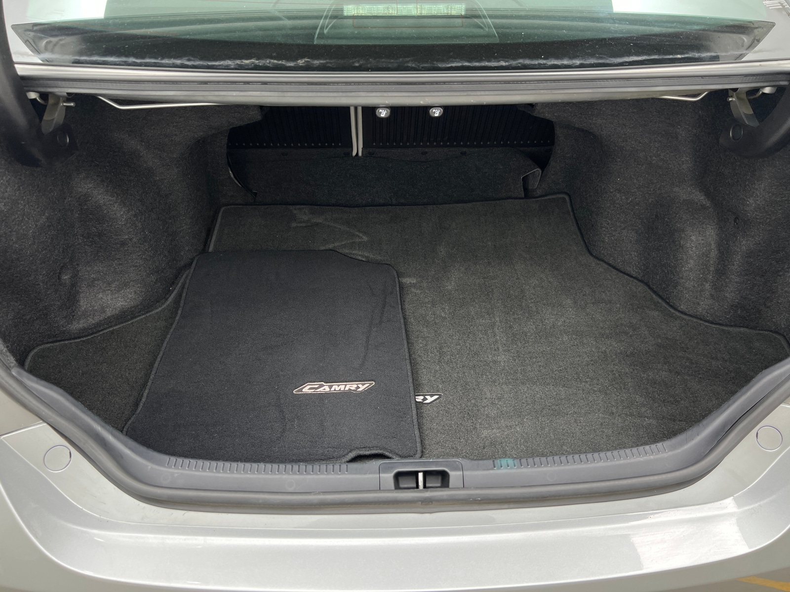 Thumbnail: 2016 Toyota Camry - 7