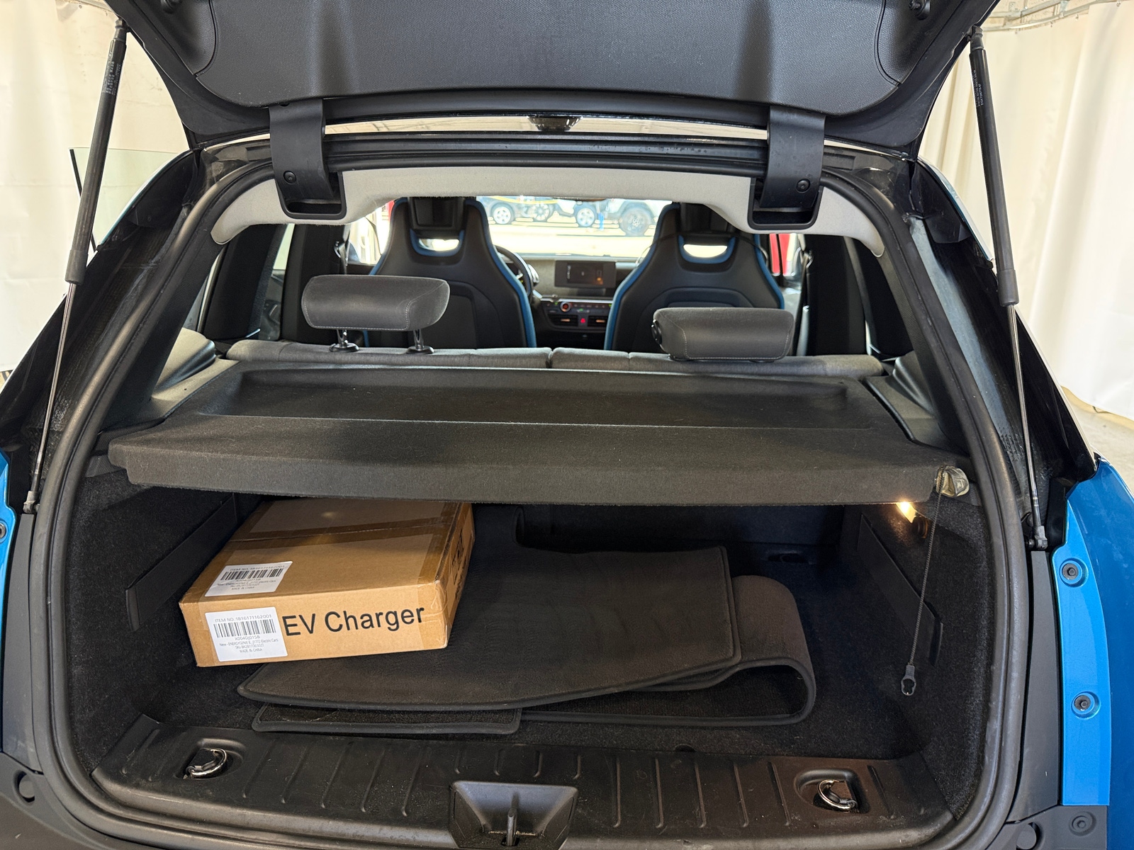 Thumbnail: 2017 BMW i3 - 7